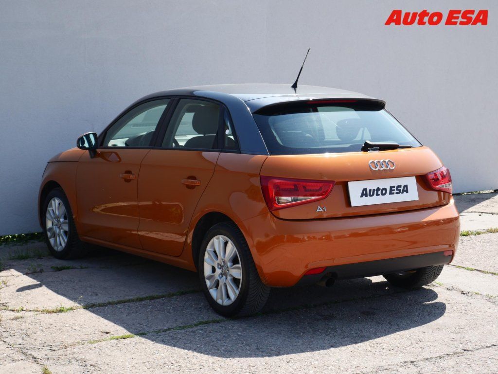 Audi A1, 1.2 TFSi,Attraction,bixen - fotka 4