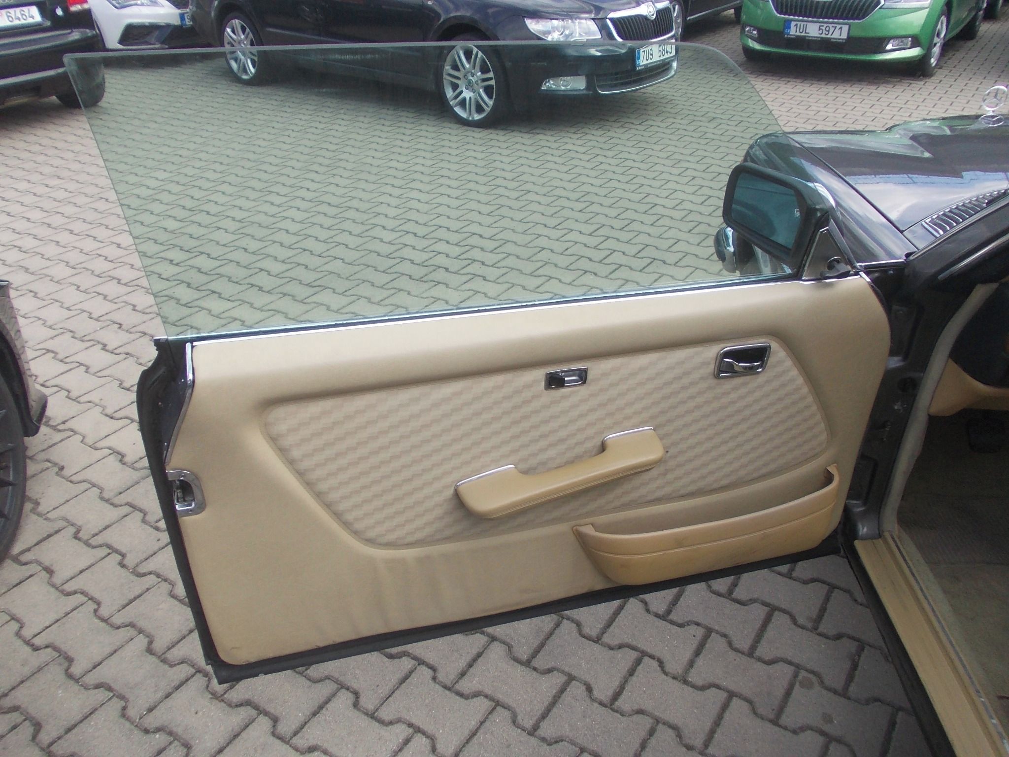 Mercedes-Benz 123, 230 CE EKODAŇ ZAPLACENA - fotka 6