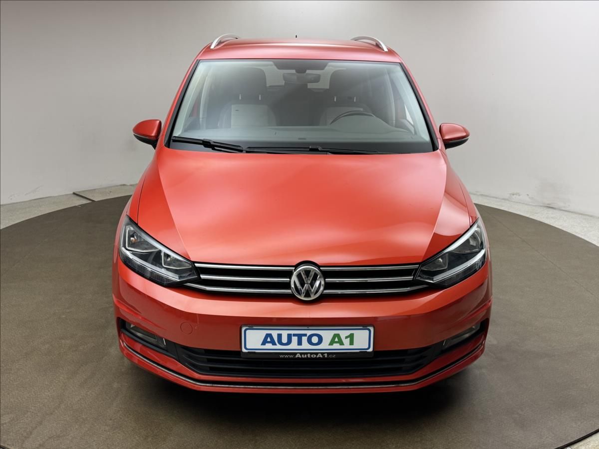 Volkswagen Touran, 1,4 TSi 110kW DSG ACC 5MÍST CZ - fotka 2