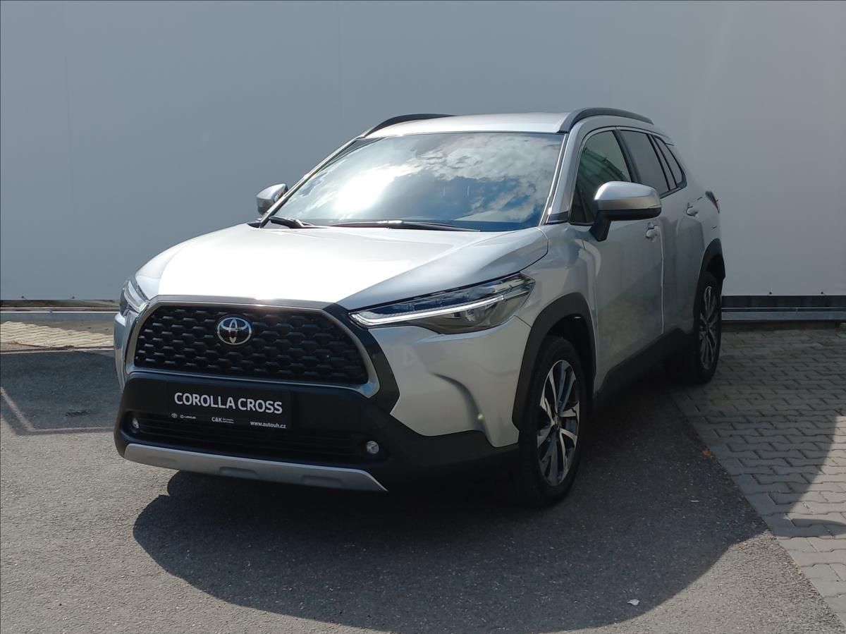 Toyota Corolla Cross, 2,0 Hybrid e-CVT AWD  Style