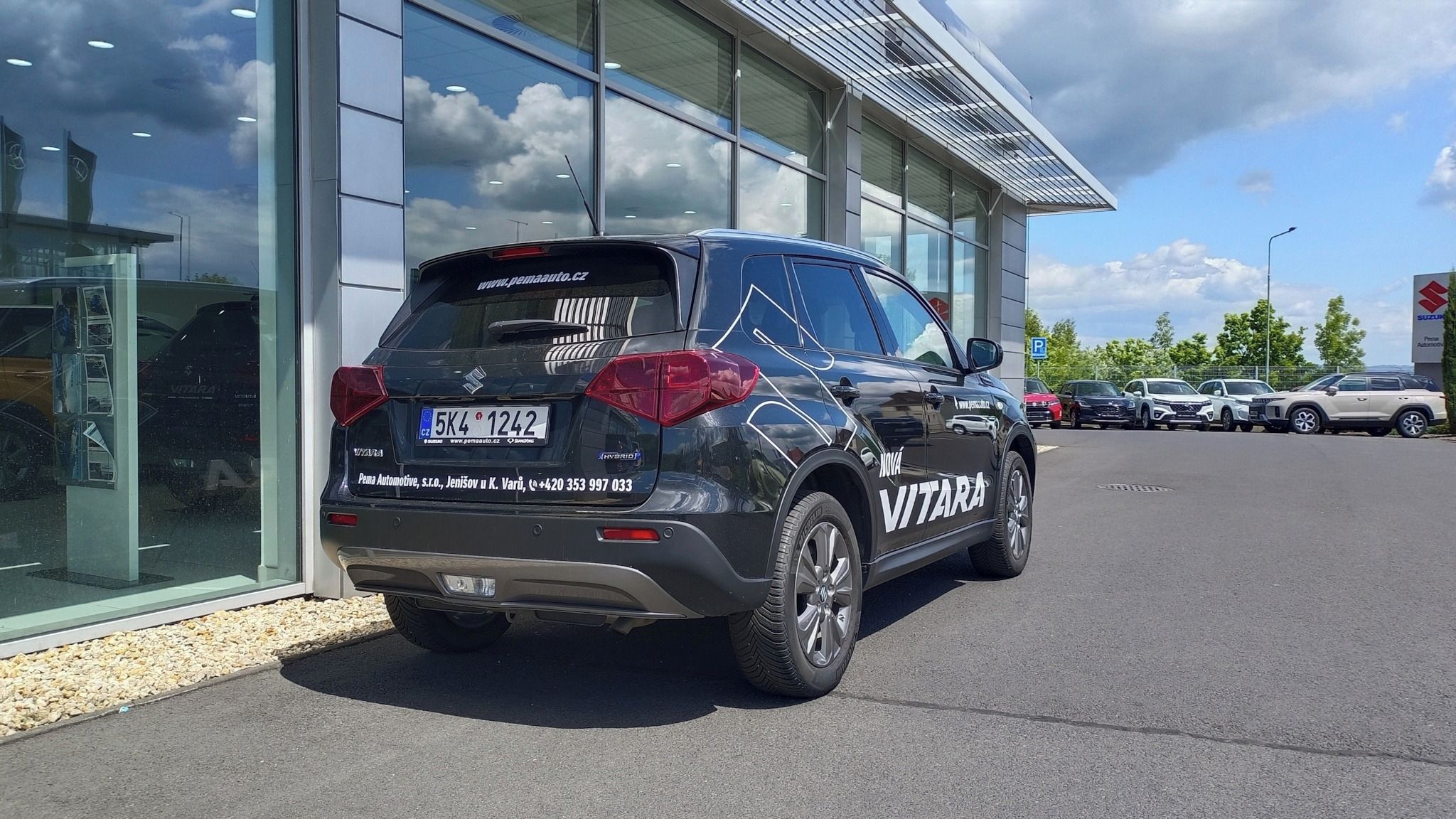 Suzuki Vitara, 1,5 HYBRID PREMIUM AT - DEMO - fotka 5