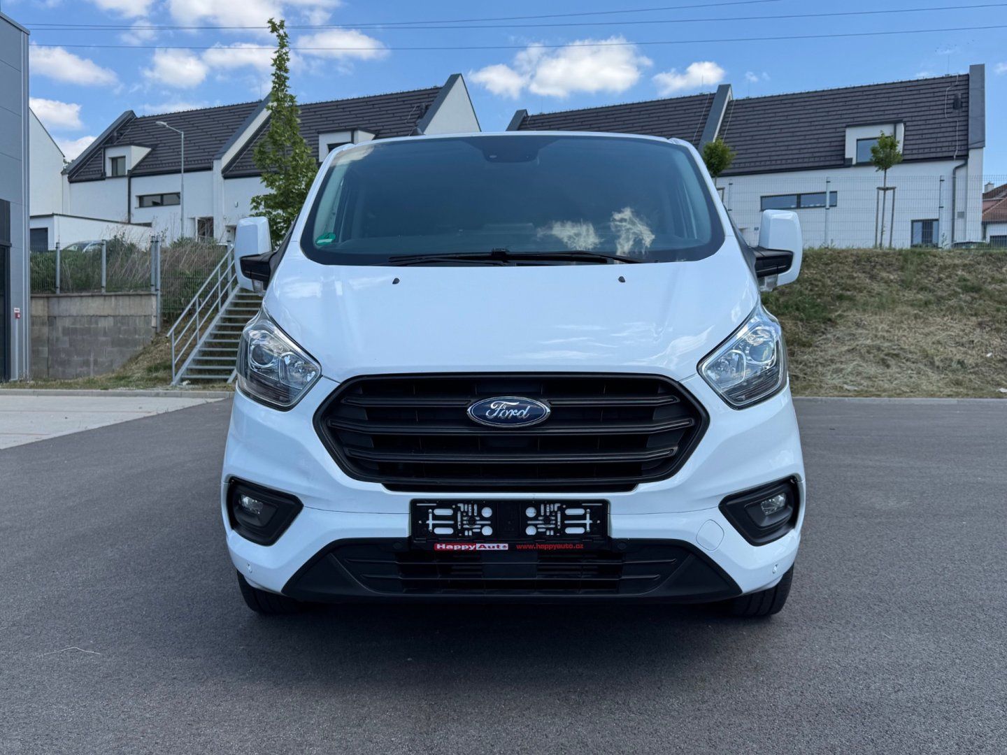 Ford Transit Custom, 2.0 EcoBlue Hybrid 9-MÍST - fotka 2