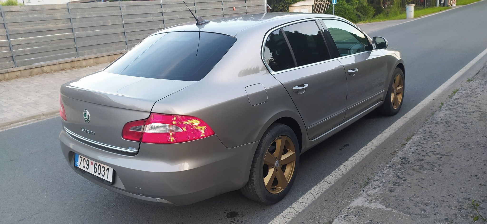 Škoda Superb, 1.8TSi 118kwDSG,ELEGANCE - fotka 4