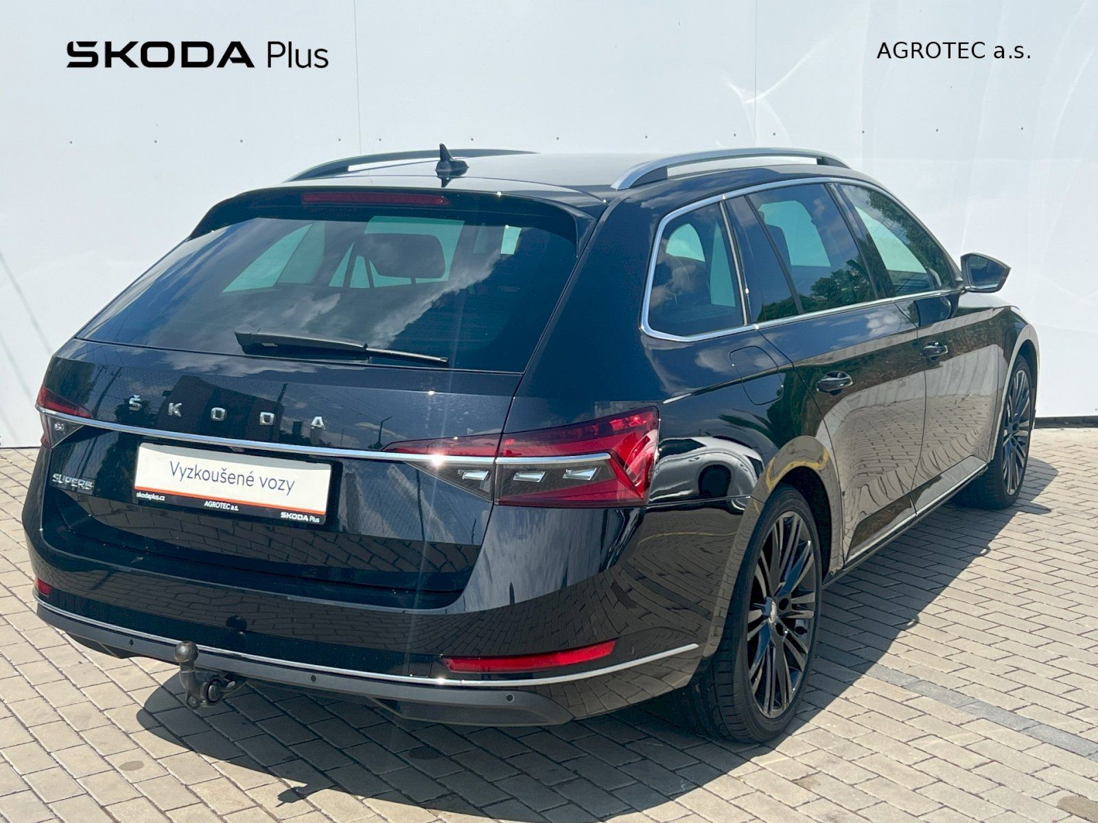 Škoda Superb, 2.0 TDI 110kW Style Combi DSG - fotka 2