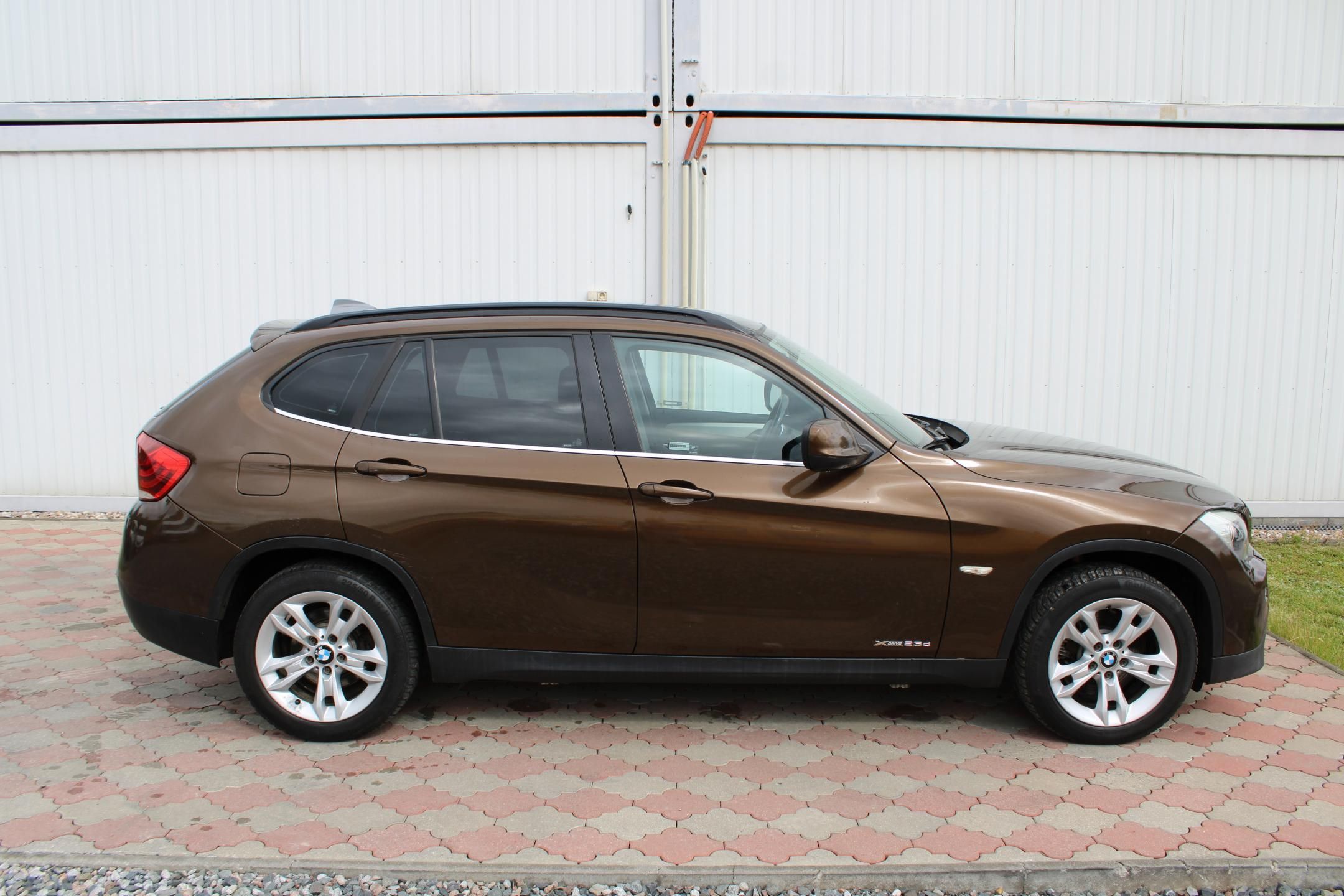 BMW X1, xDrive 23D - fotka 3