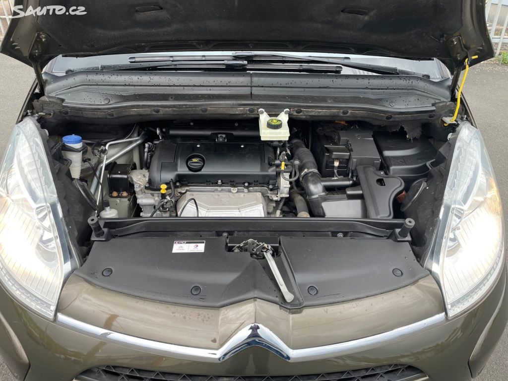 Citroën C4 Picasso, 1,6 88 kW, 7MÍST, SERVISKA