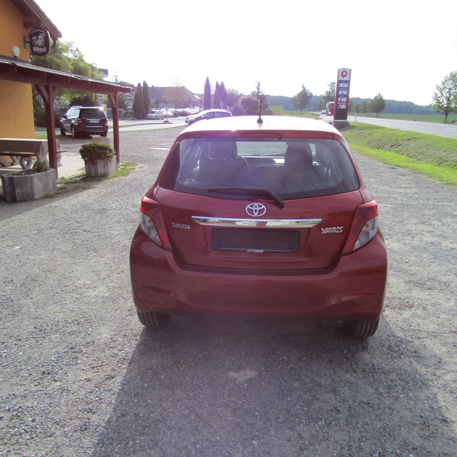 Toyota Yaris, 1,0i 51kw - fotka 6