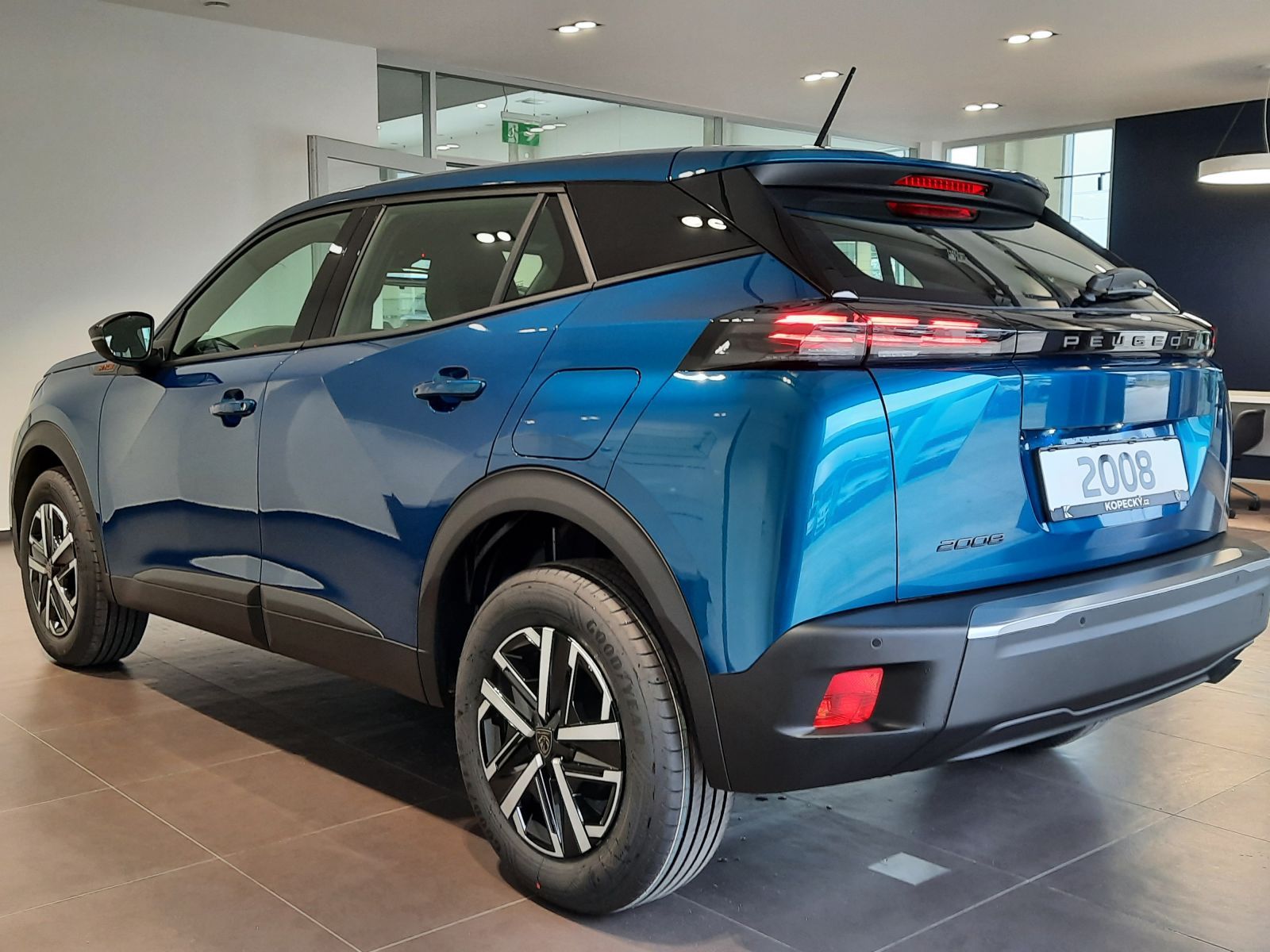 Peugeot 2008, STYLE 1.2 T 100k MAN6 - fotka 4