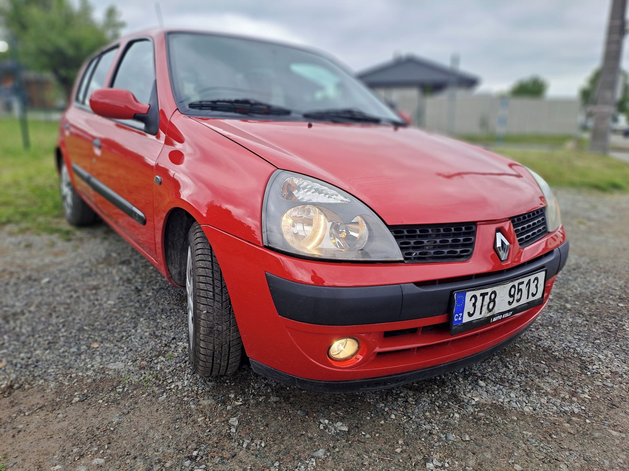 Renault Clio, 1,2 16V PO VELKÉM SERVISU!!! - fotka 5