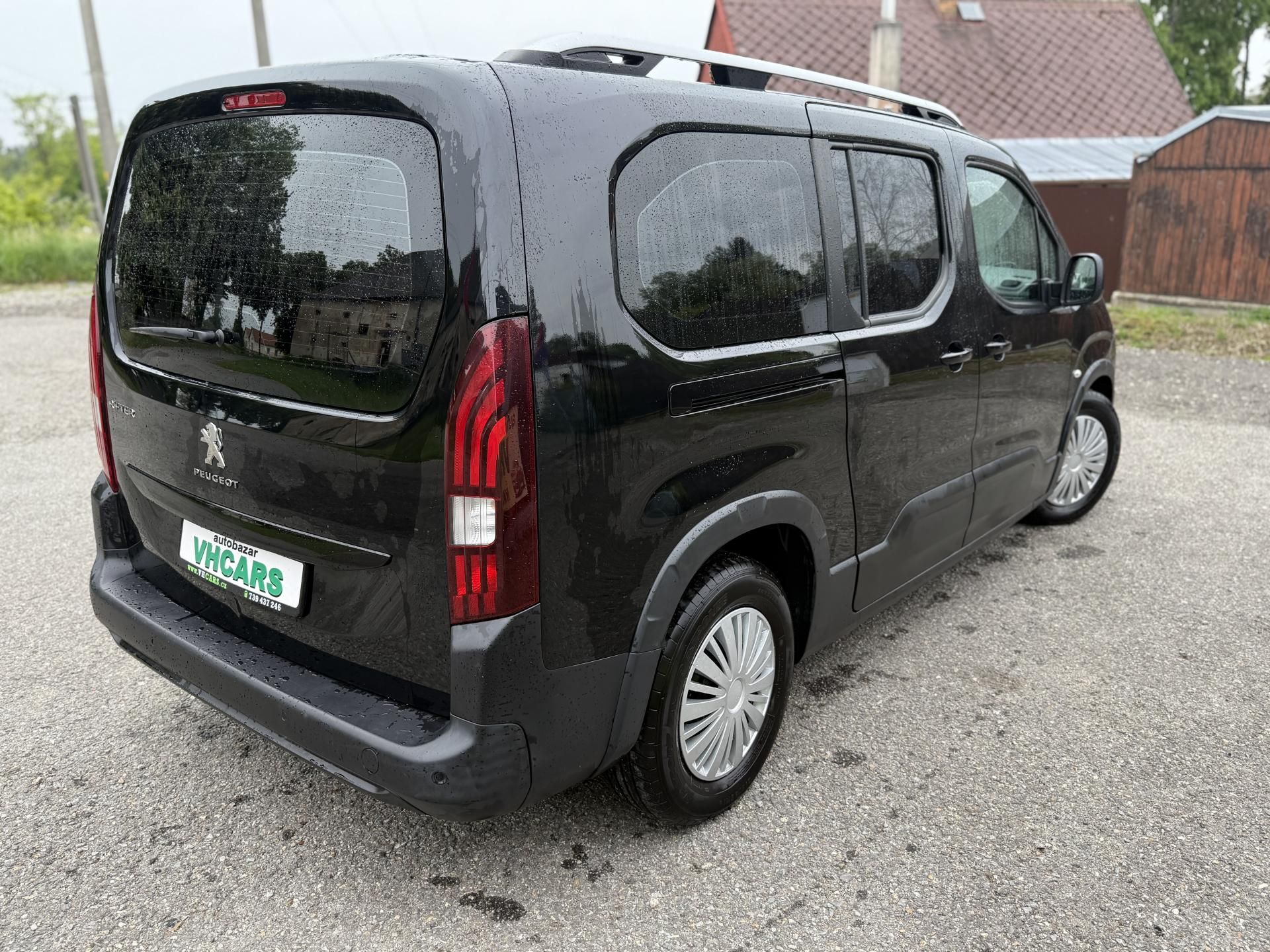 Peugeot Rifter, 1,5 Blue HDI 96kW Long - fotka 5