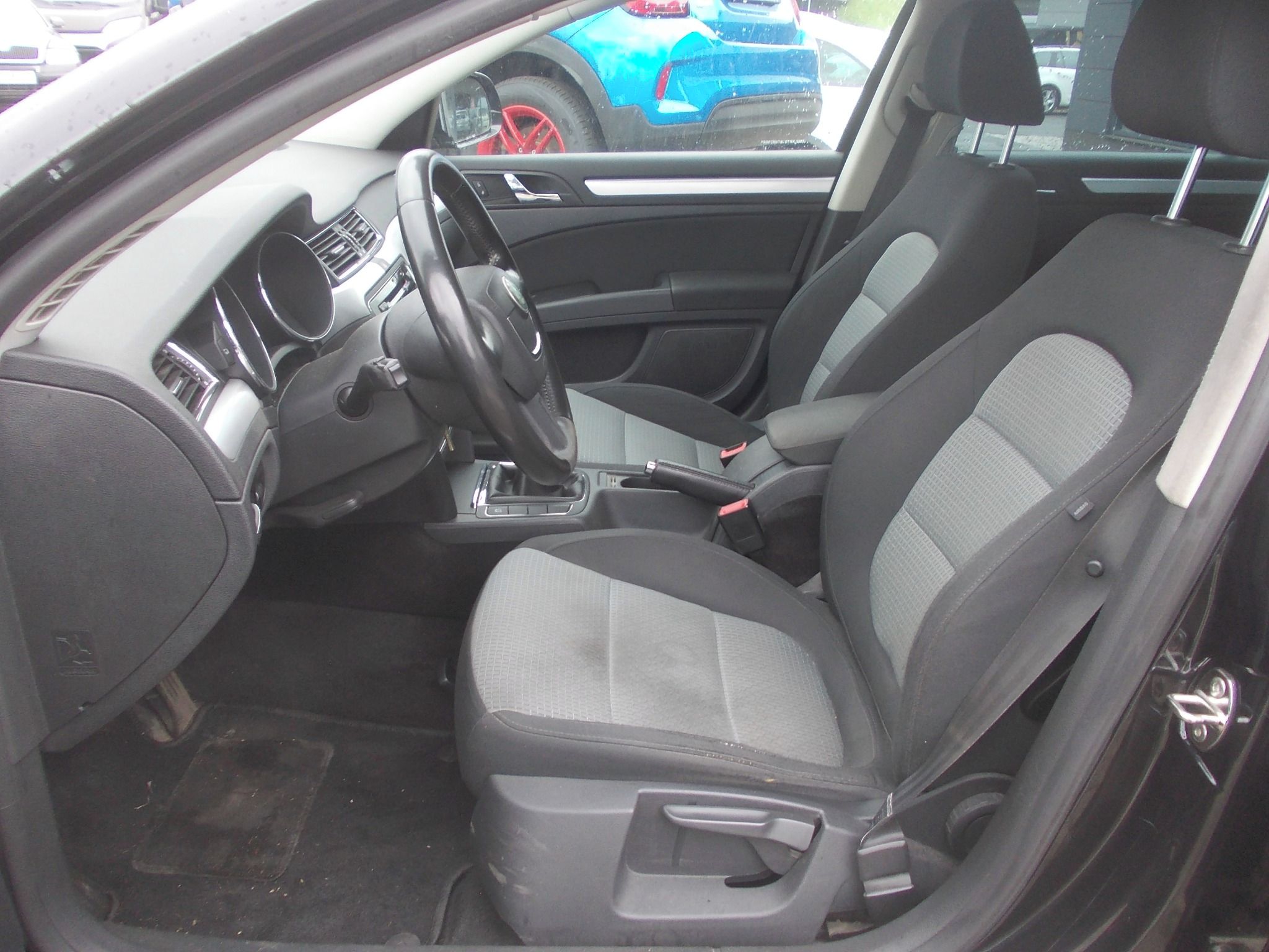 Škoda Superb, 1.8TSI 118KW ČR, SERVIS - fotka 6