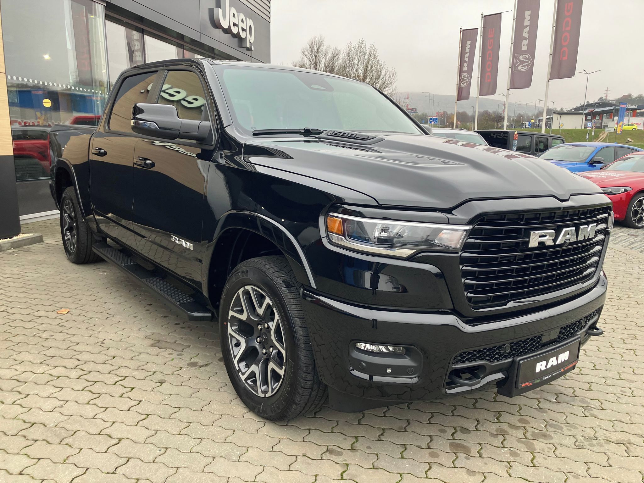 RAM 1500, 3.0 I6 LPG 426k LARAMIE SPORT - fotka 4