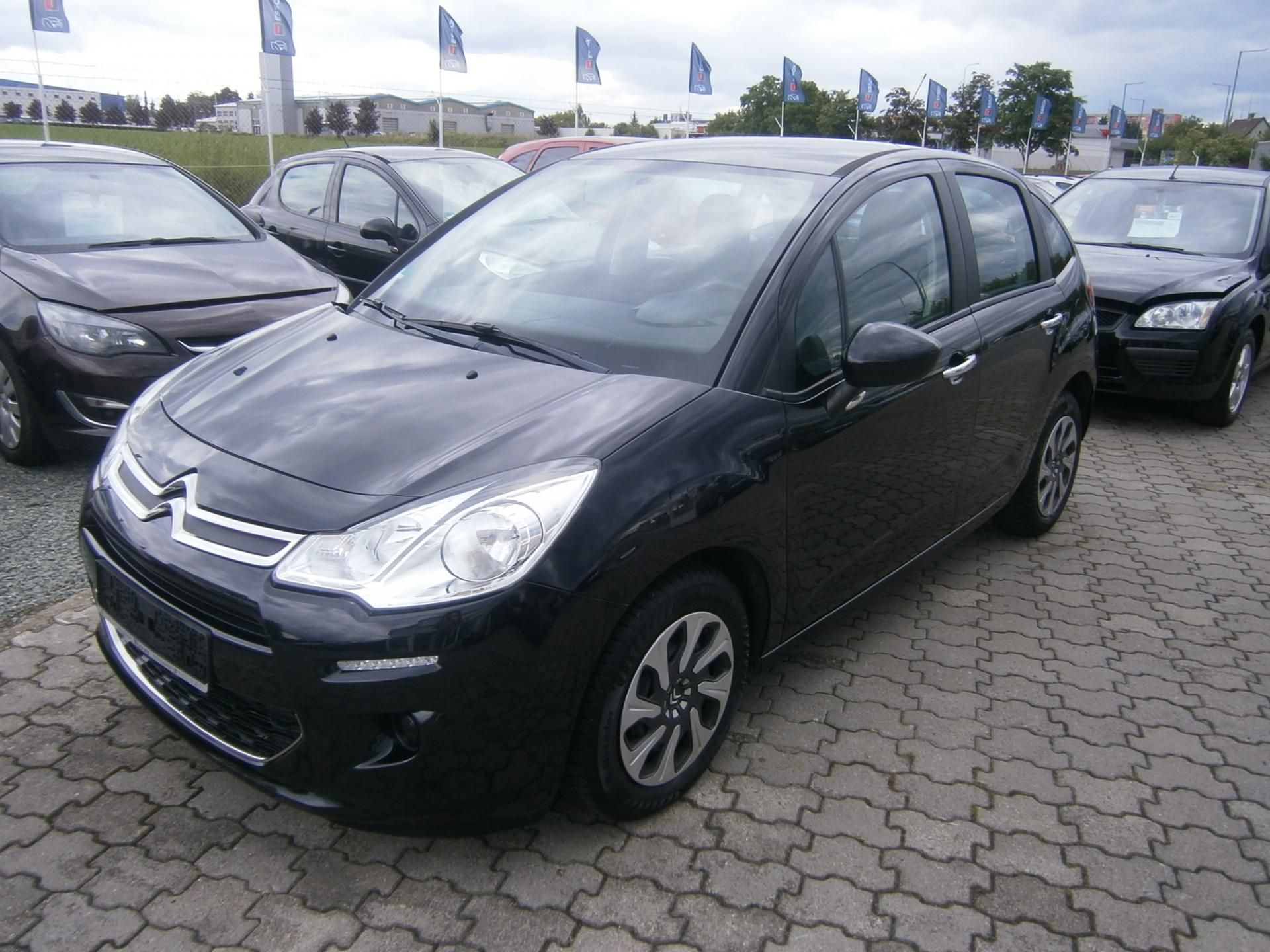 Citroën C3, 1.6HDi,serviska,2x kola - fotka 3