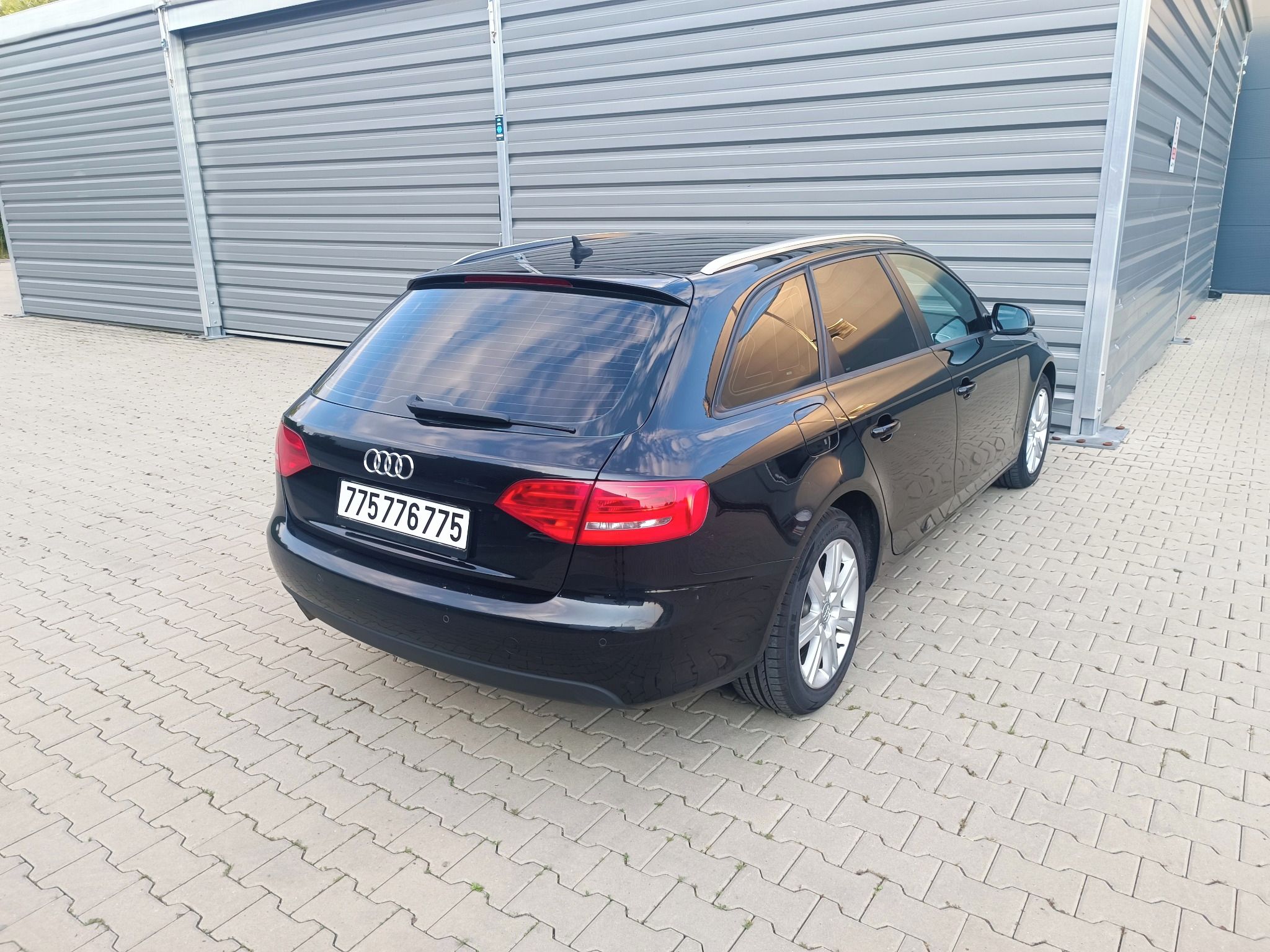 Audi A4, 2,0TDI,NAVI,servisní knížka - fotka 5