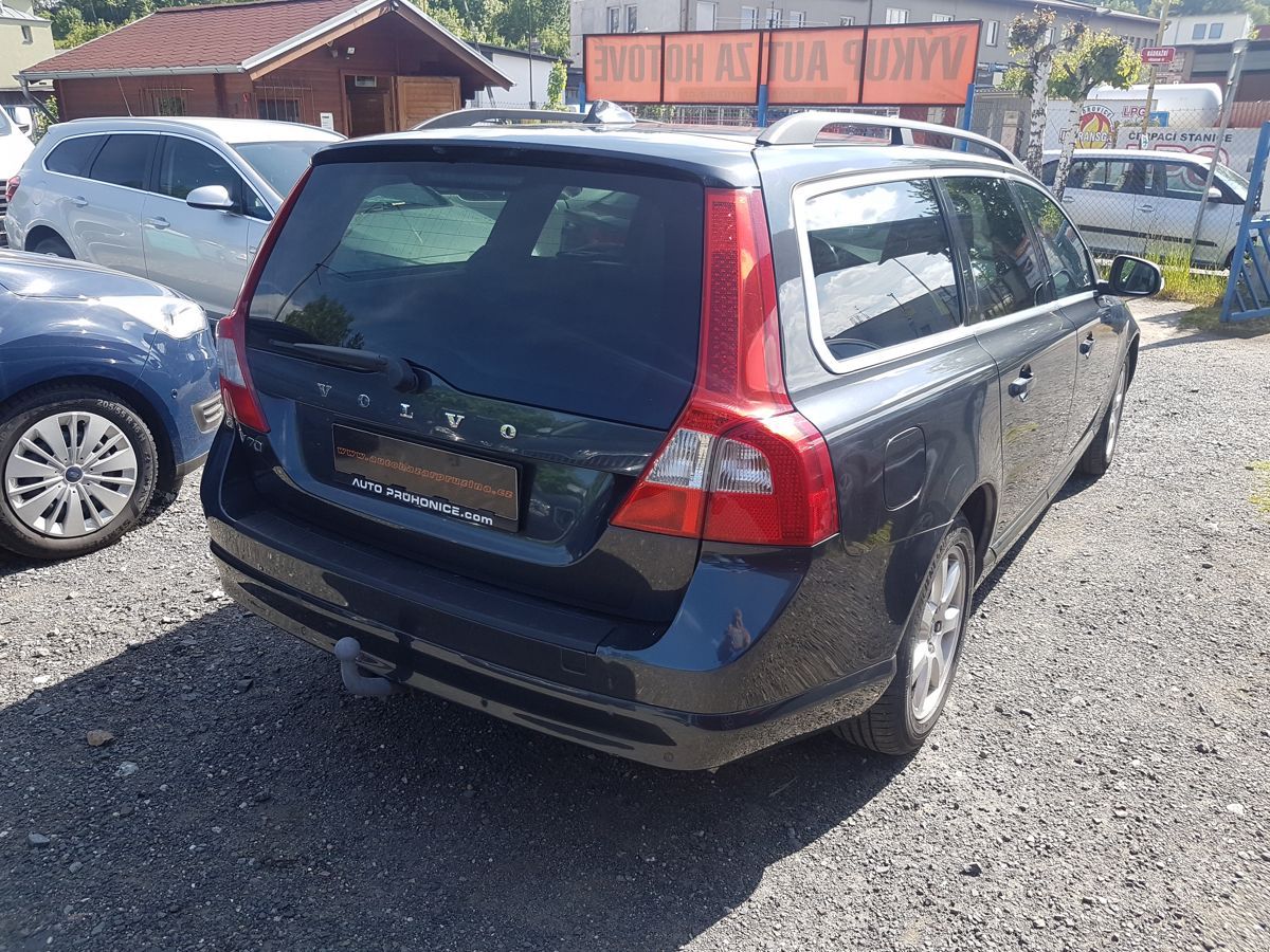 Volvo V70, 1.6D 80KW DIGI KLIMA TV - fotka 6