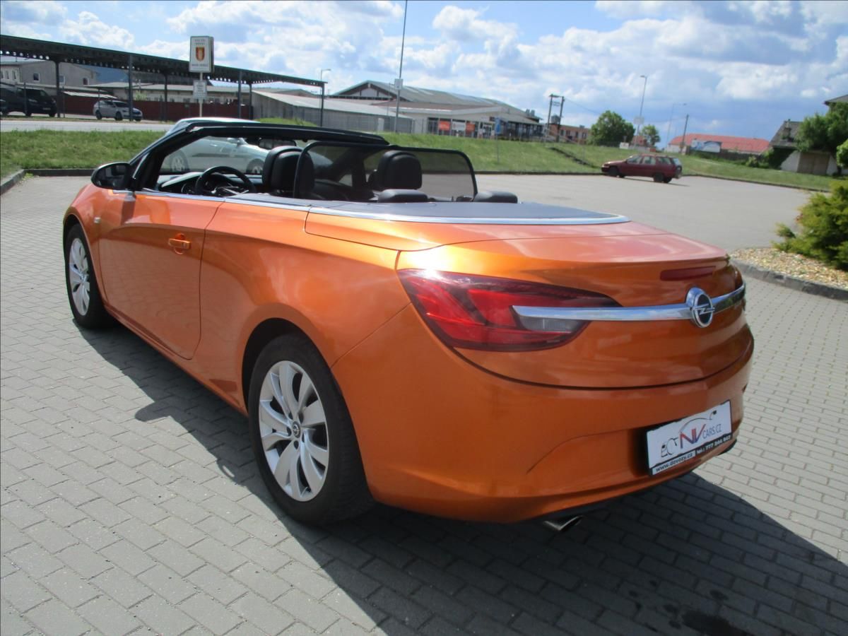 Opel Cascada, 1,6 TURBO 125kw Cosmo LED viny - fotka 3