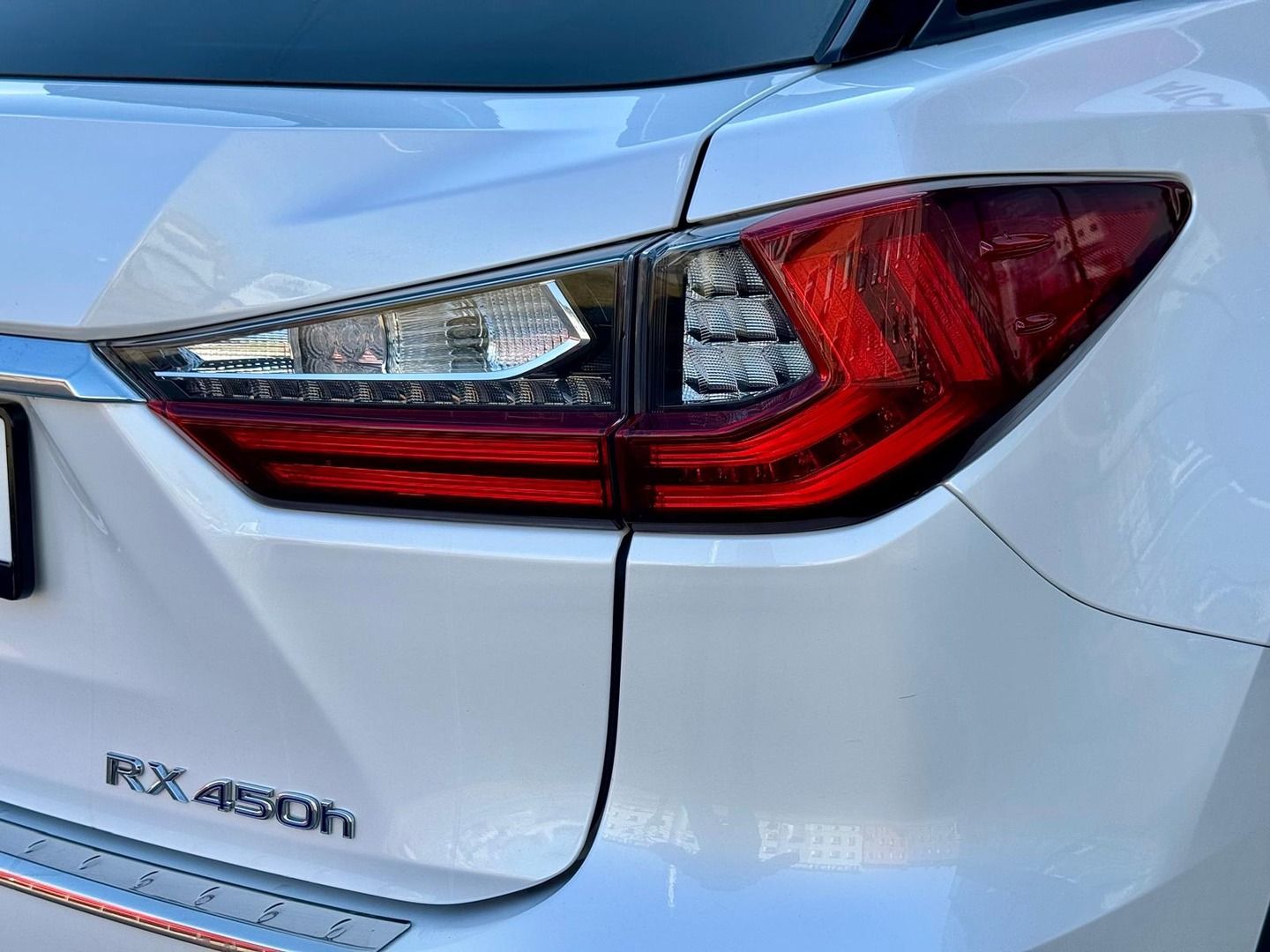Lexus RX 450h, 4x4 E-FOUR - fotka 6