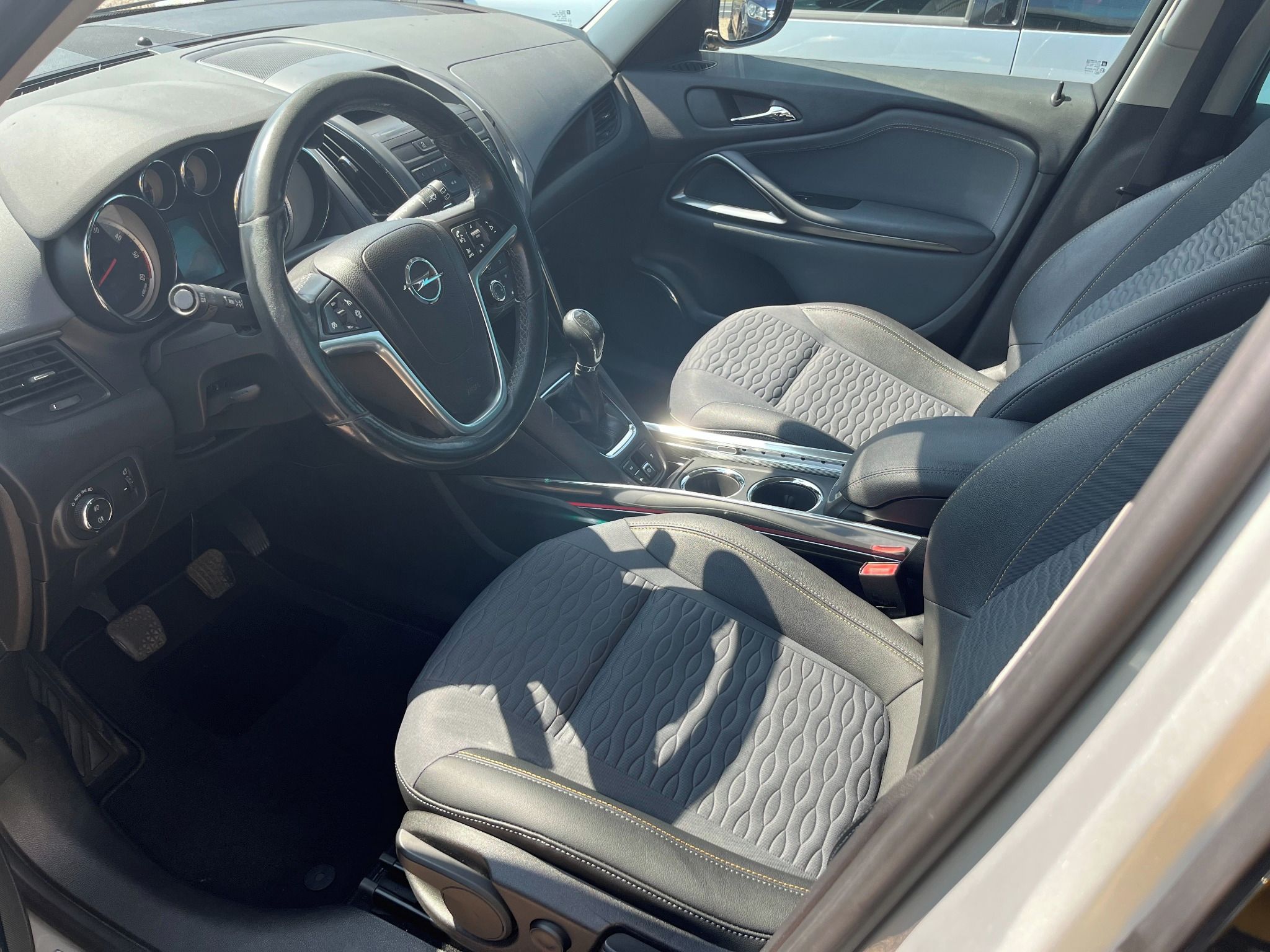 Opel Zafira, 2.0 CDTI 121KW, Nosič na kola - fotka 6