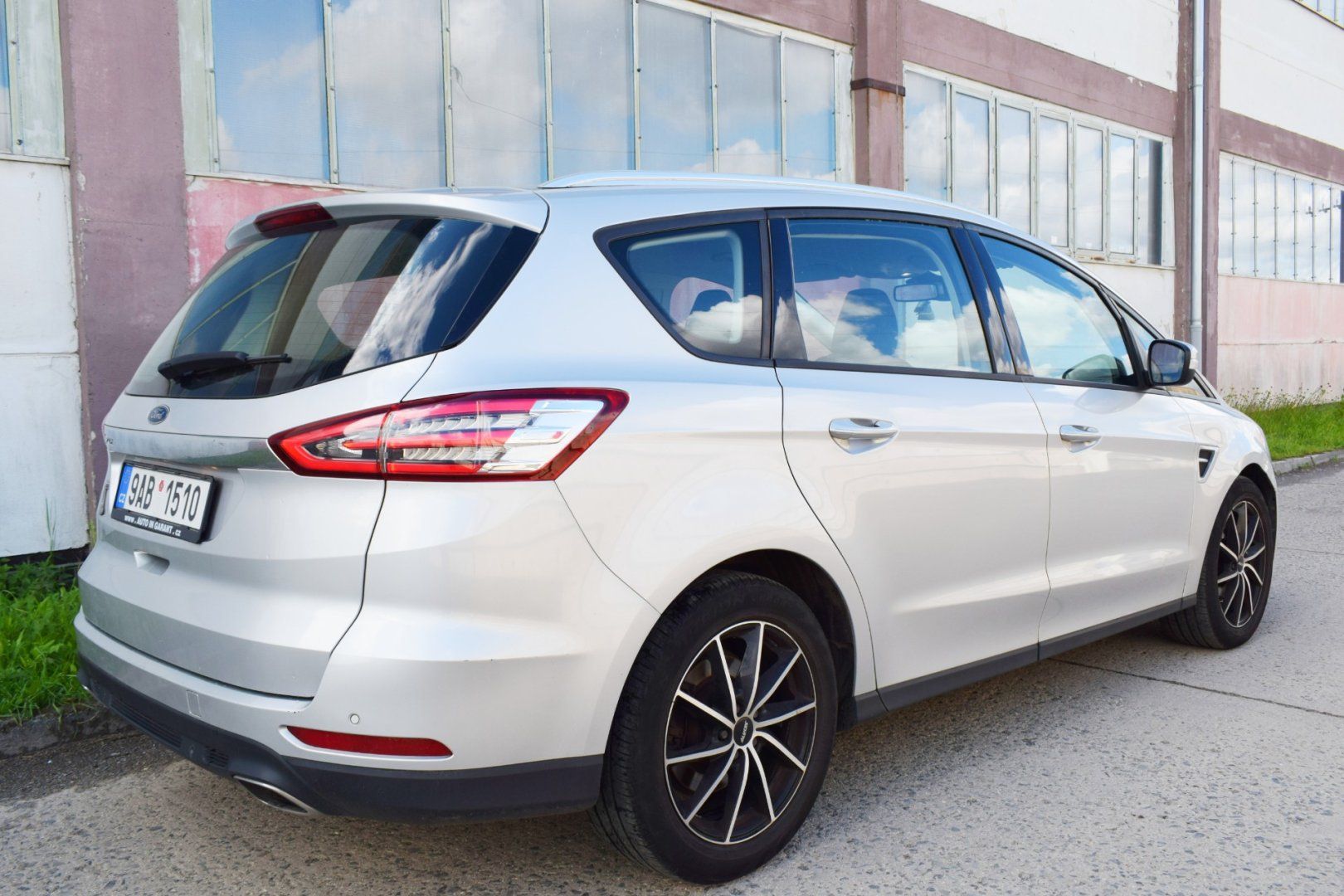 Ford S-MAX, 2.0TDCi 132KW/AUTOMAT/TITANIUM - fotka 6