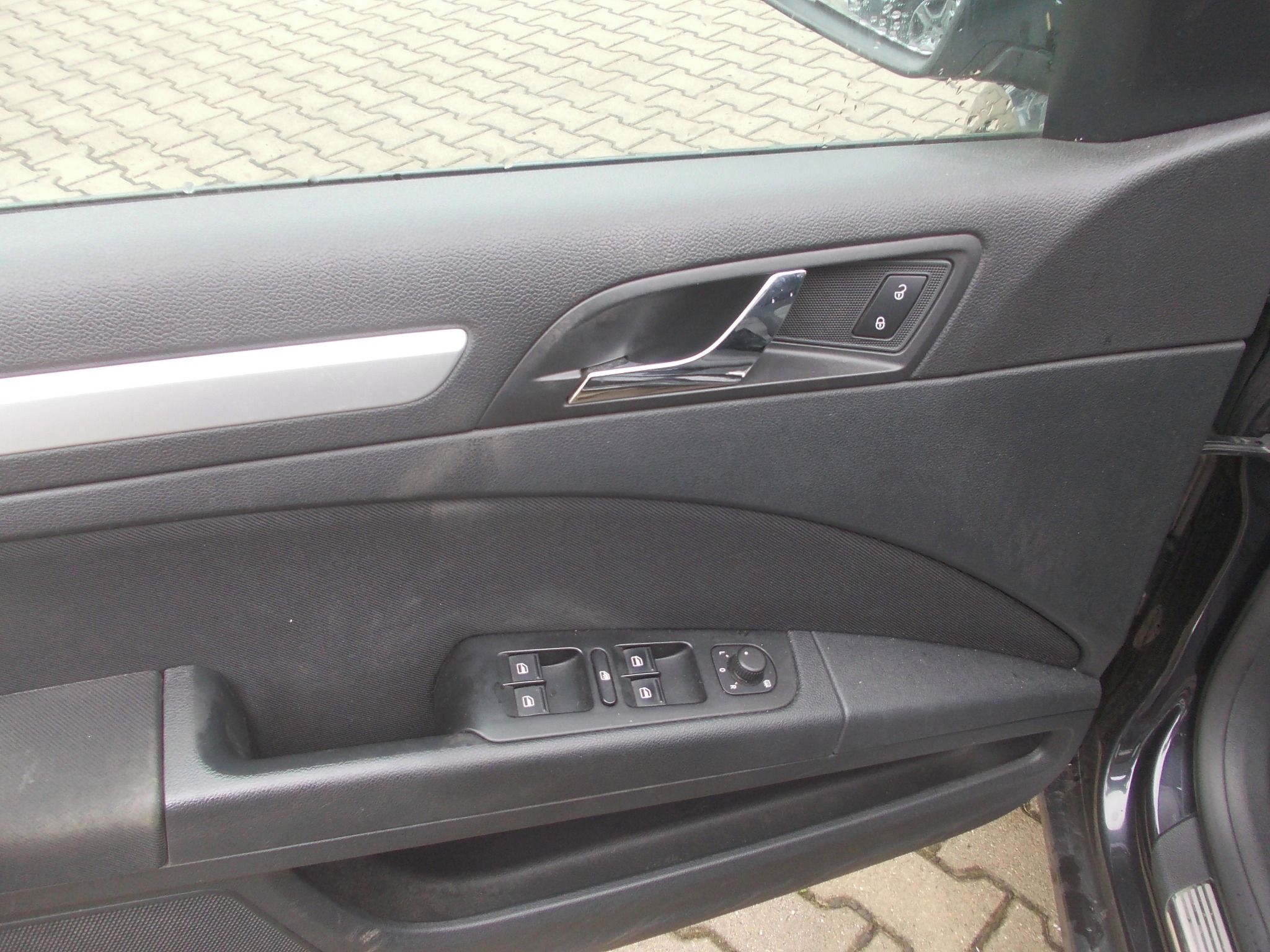 Škoda Superb, 1.8TSI 118KW ČR, SERVIS - fotka 5