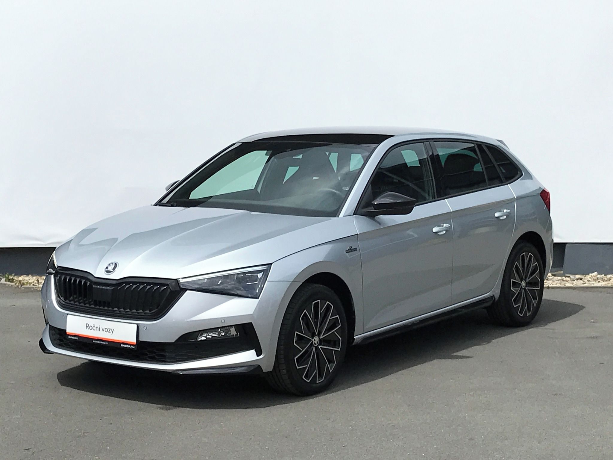 Škoda Scala, 1,0TSi 81kW MonteCarlo+TAŽNÉ