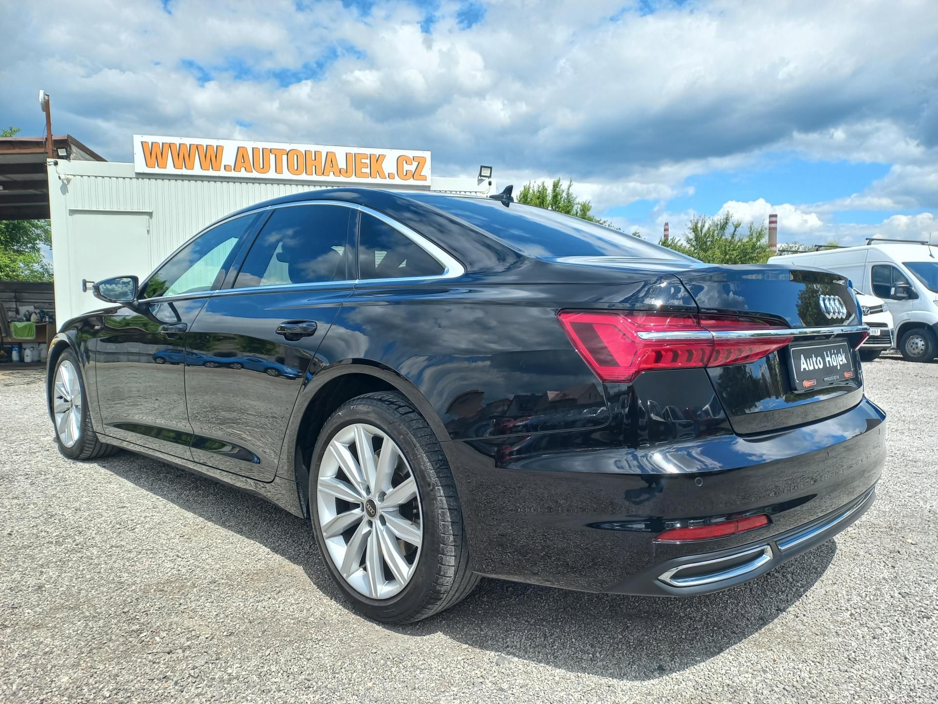 Audi A6, 45 180kW AT S-line ČR DPH - fotka 6