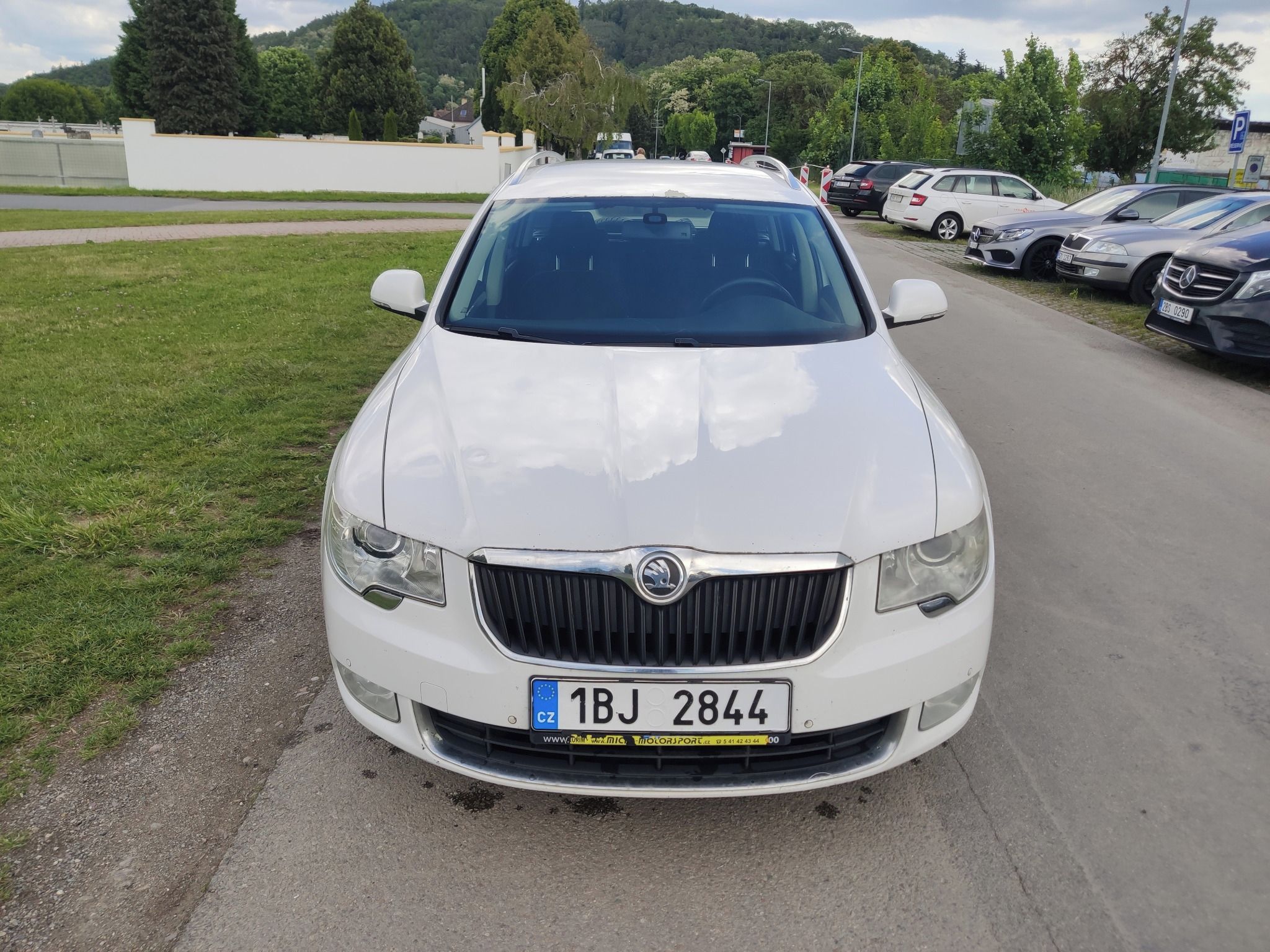 Škoda Superb, 2.0TSi-DSG-147kW-serviska-kola - fotka 2