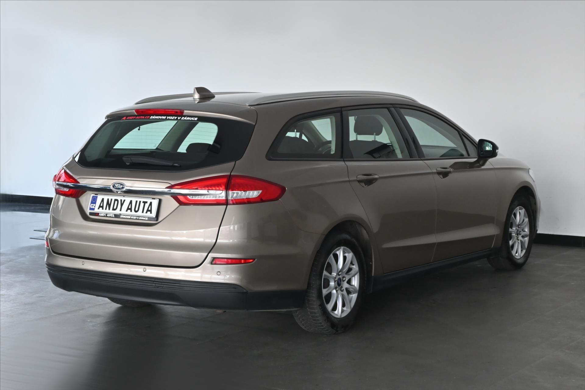 Ford Mondeo, 2,0 EcoBlue 110 kW Business Zá - fotka 3