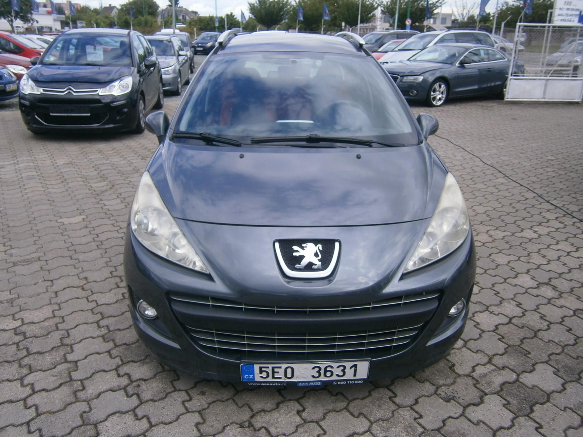 Peugeot 207, 1.6HDi 68kw,CZ - fotka 2