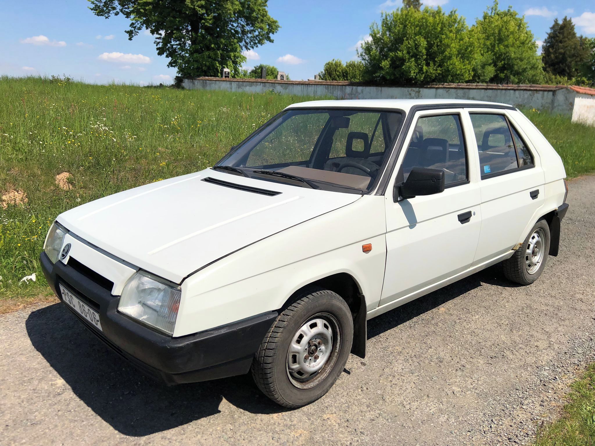 Škoda Favorit, 1,3i 46kW EKO PLACENO - fotka 2
