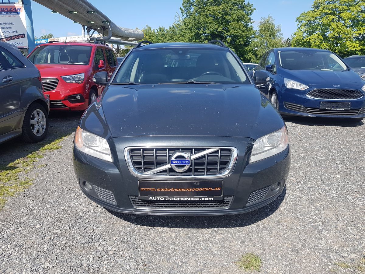 Volvo V70, 1.6D 80KW DIGI KLIMA TV - fotka 2