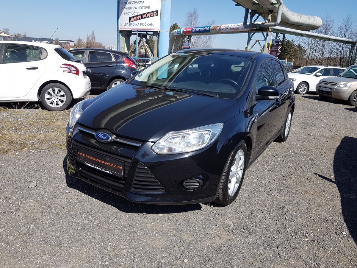 Ford Focus, 1.0i 74KW SERVISOVANÉ - fotka 3