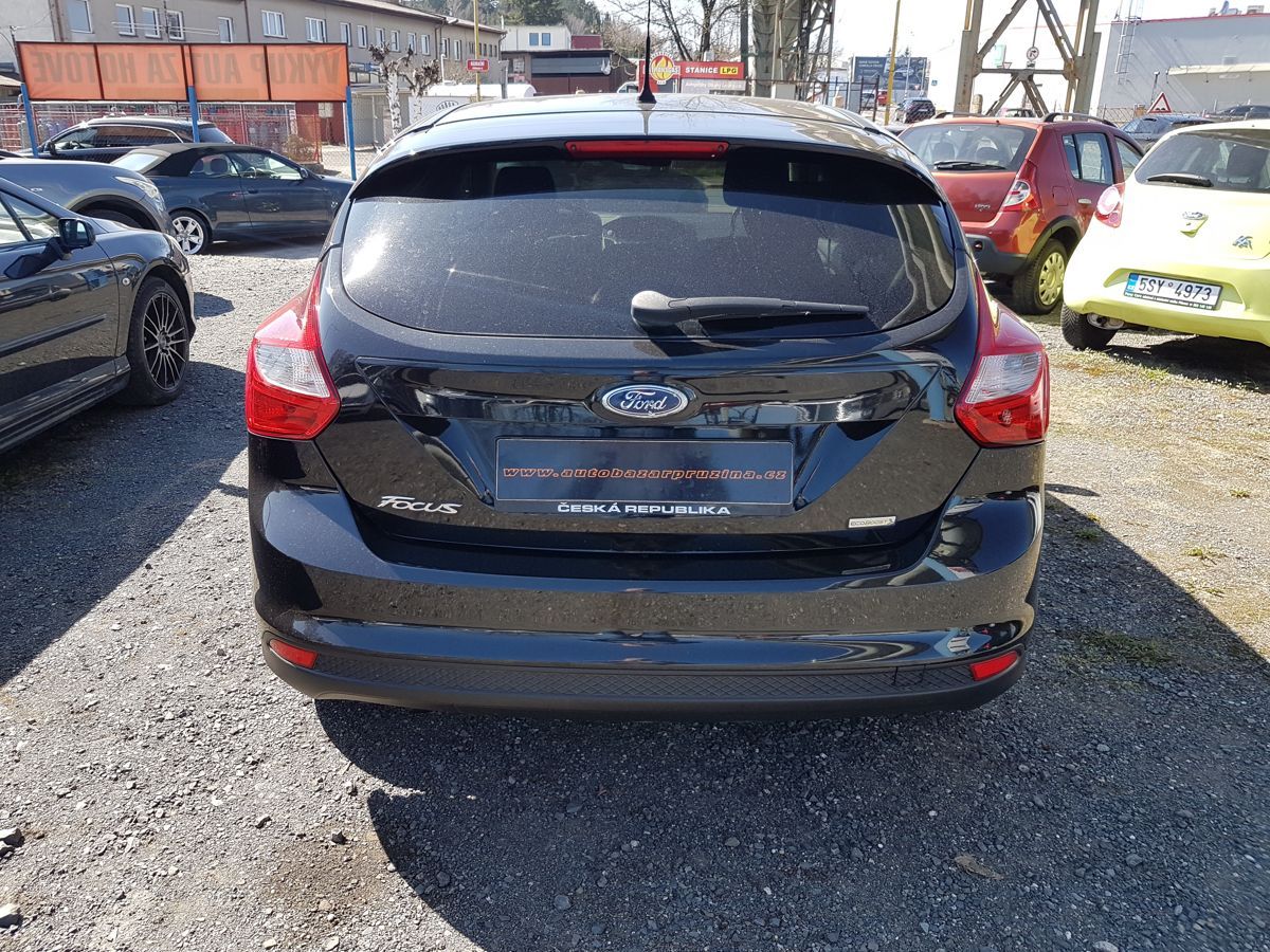 Ford Focus, 1.0i 74KW SERVISOVANÉ - fotka 5