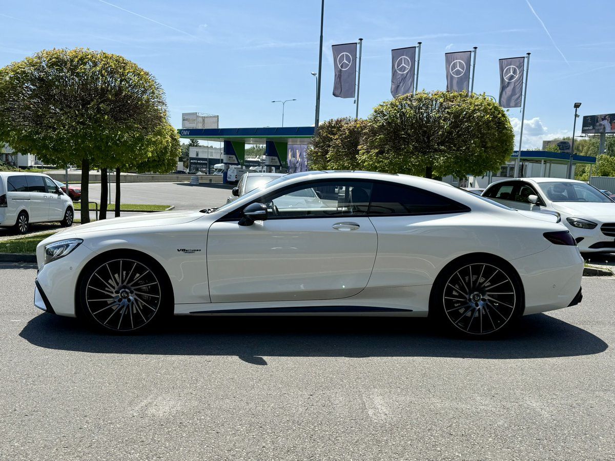 Mercedes-Benz Třídy S, 500 4MATIC kupé - fotka 5