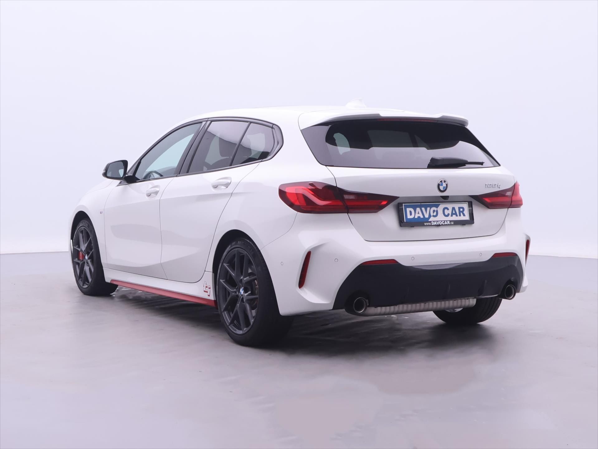 BMW Řada 1, 2,0 128Ti 195kW M-Paket DPH - fotka 5