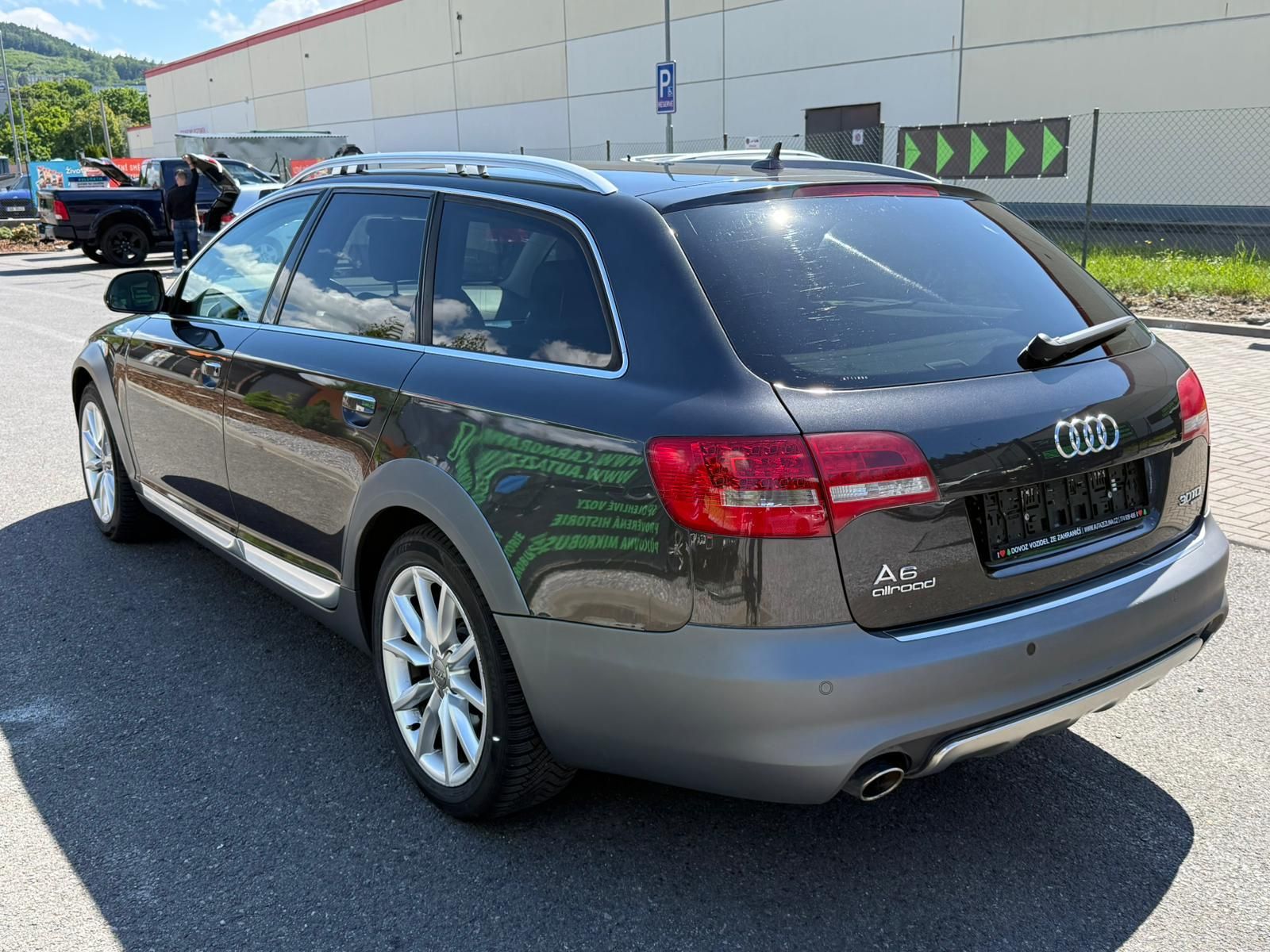 Audi A6, ALLROAD 3,0 TDI QUATTRO - NAVI - fotka 6