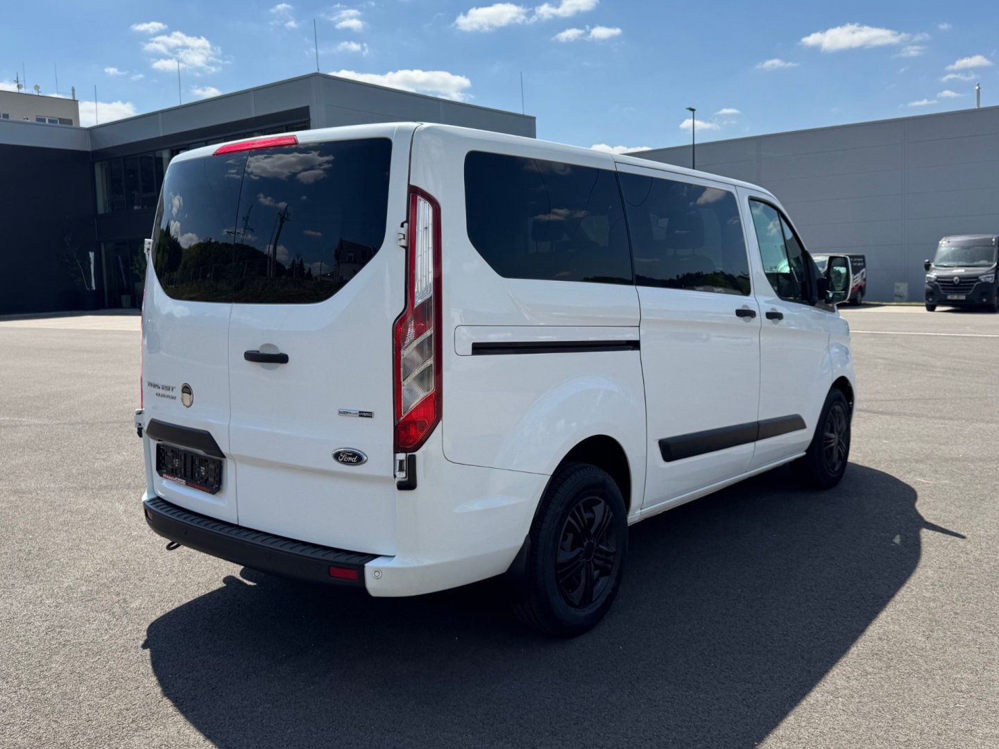 Ford Transit Custom, 2.0 EcoBlue Hybrid 9-MÍST - fotka 6