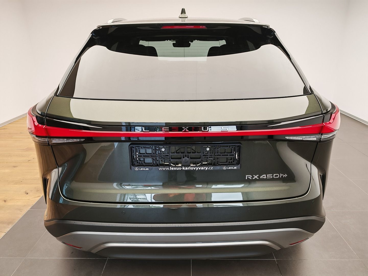 Lexus RX, 450h+ Plug-in Hybrid EXECUTIVE - fotka 4
