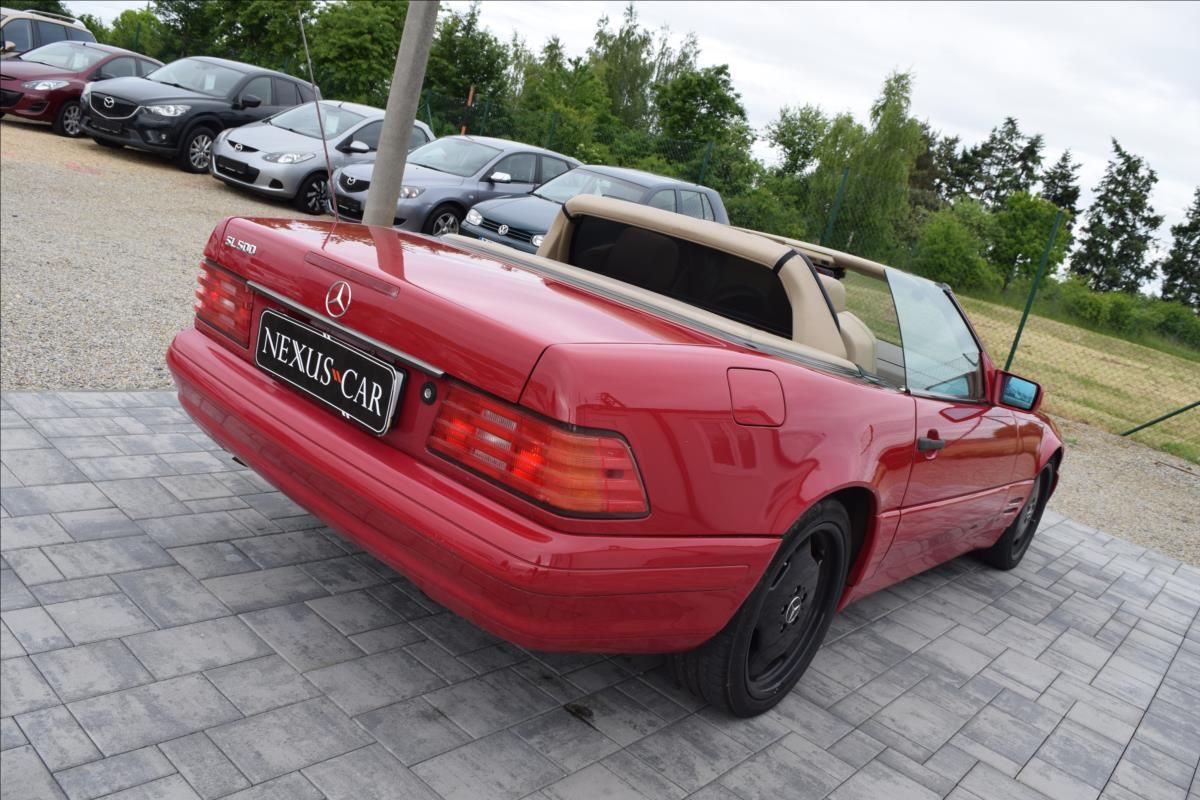 Mercedes-Benz SL, 5,0 235kw AUTOMAT V8 CABRIO - fotka 5