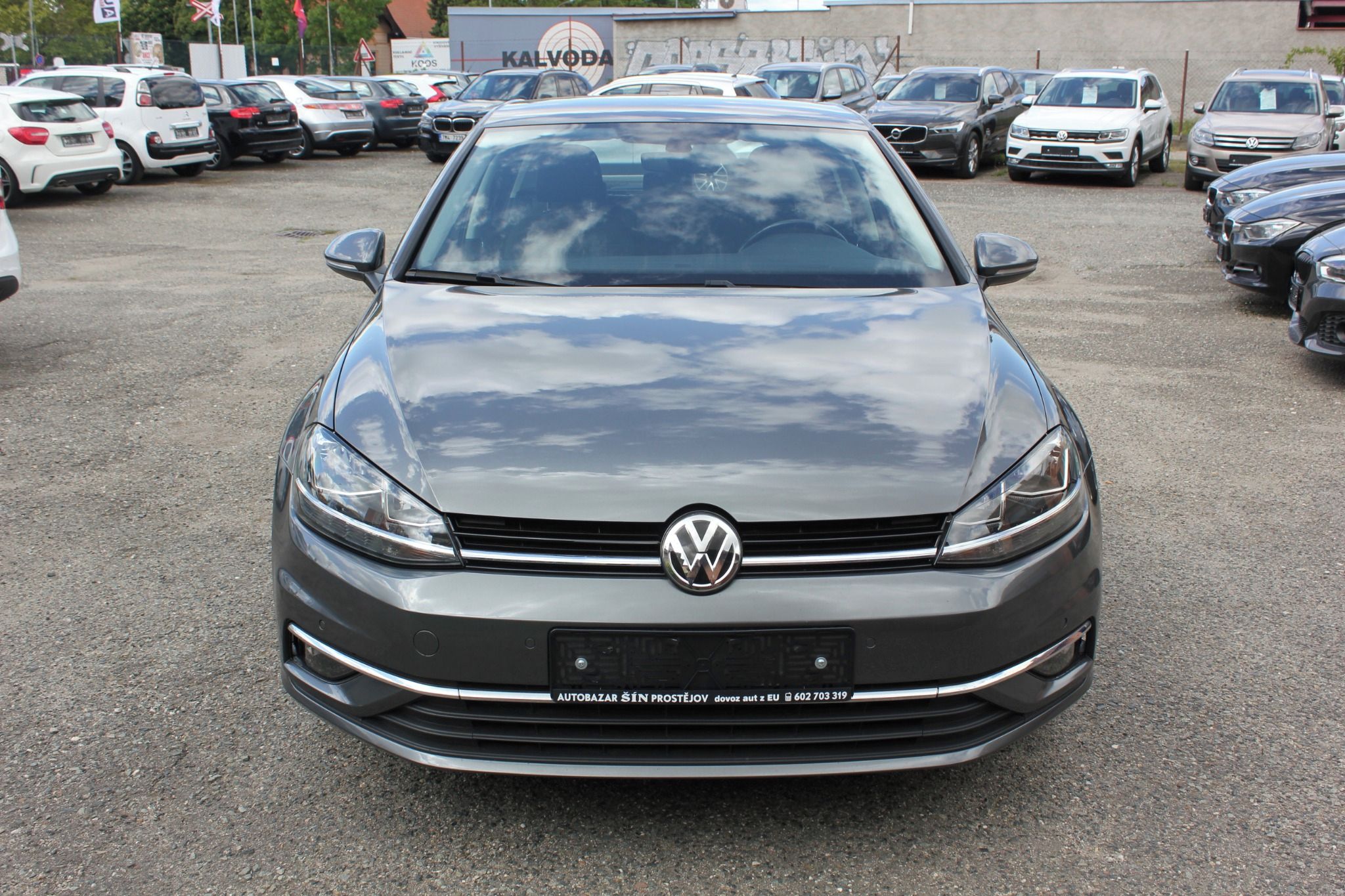 Volkswagen Golf, 2.0 TDI, DSG, 110kW, servis!! - fotka 2