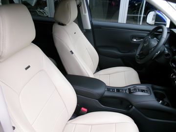 2.0e:HEV ELEGANCE TOP CLASS 26