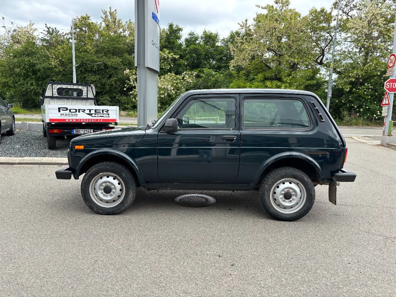 Lada Niva, 4x4 s klimatizací, LPG, tažné - fotka 4