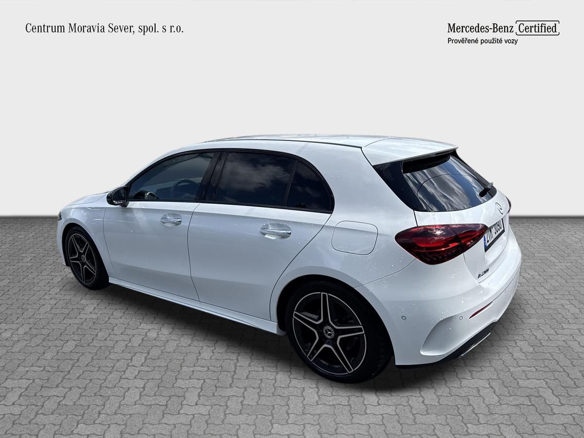 Mercedes-Benz Třídy A, A 200 - fotka 3
