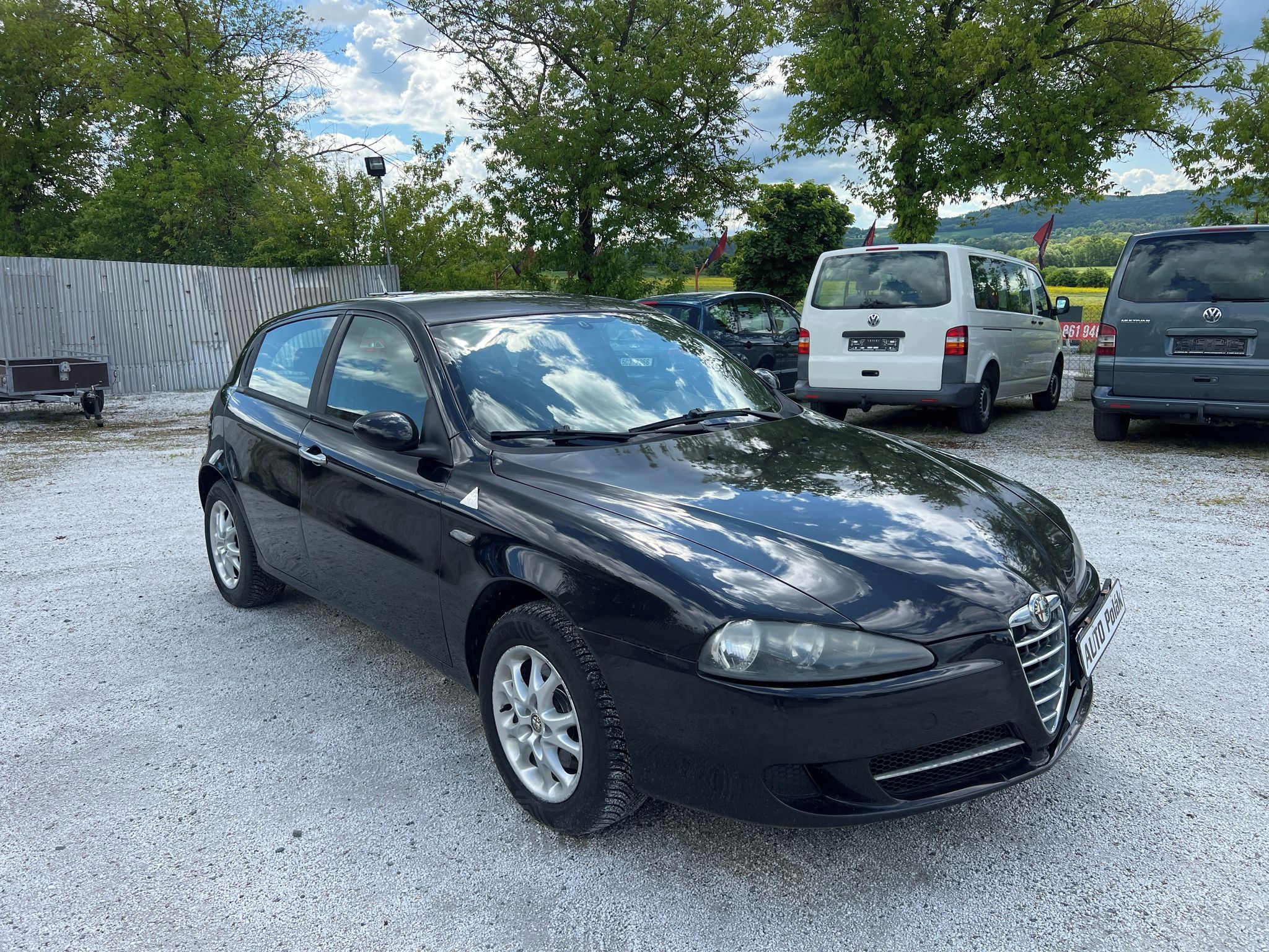 Alfa Romeo 147, 1,6 16 V - fotka 2