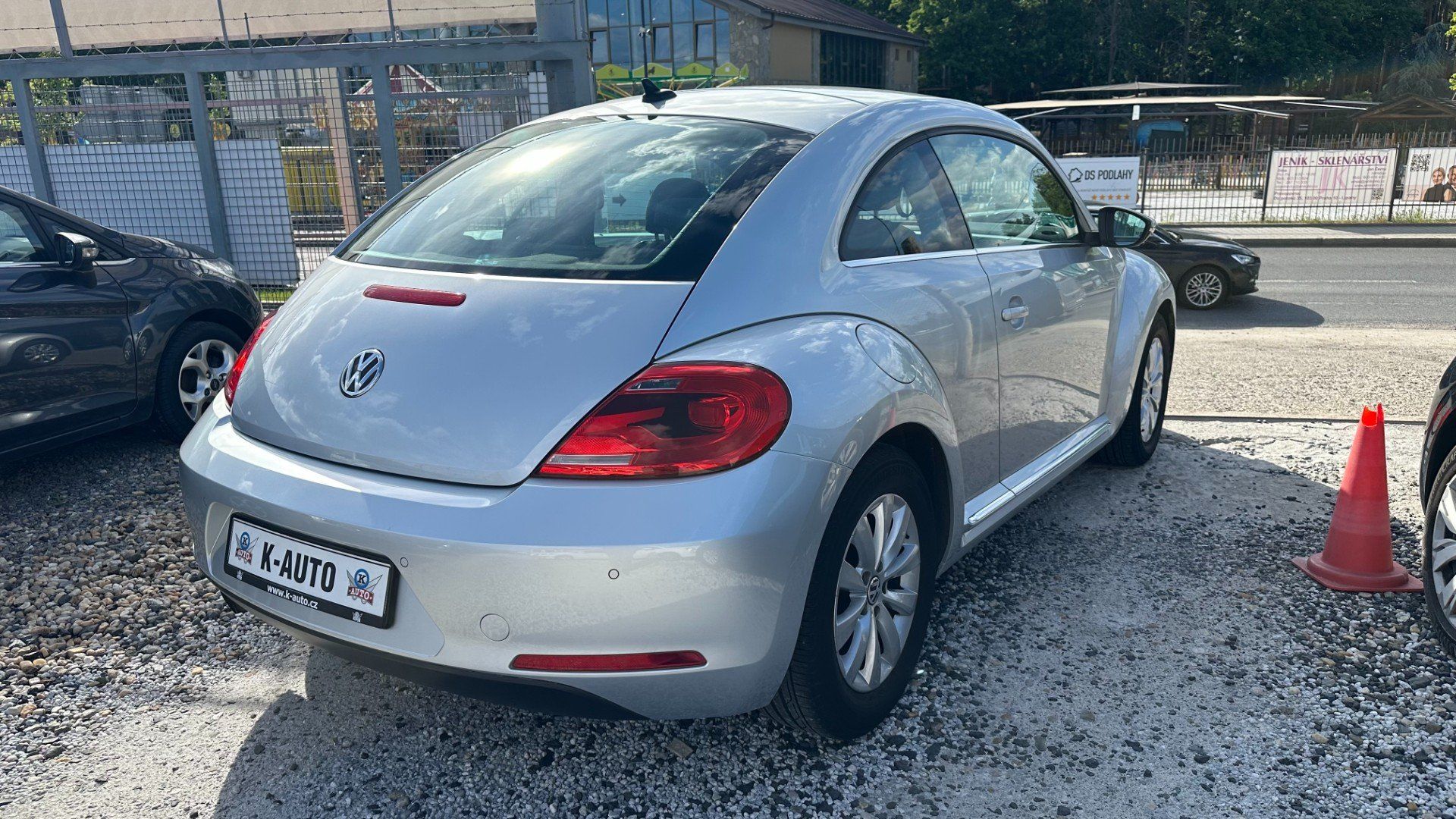 Volkswagen Beetle, 1.2TSI 77kW *ALU*Navi**Stav* - fotka 4
