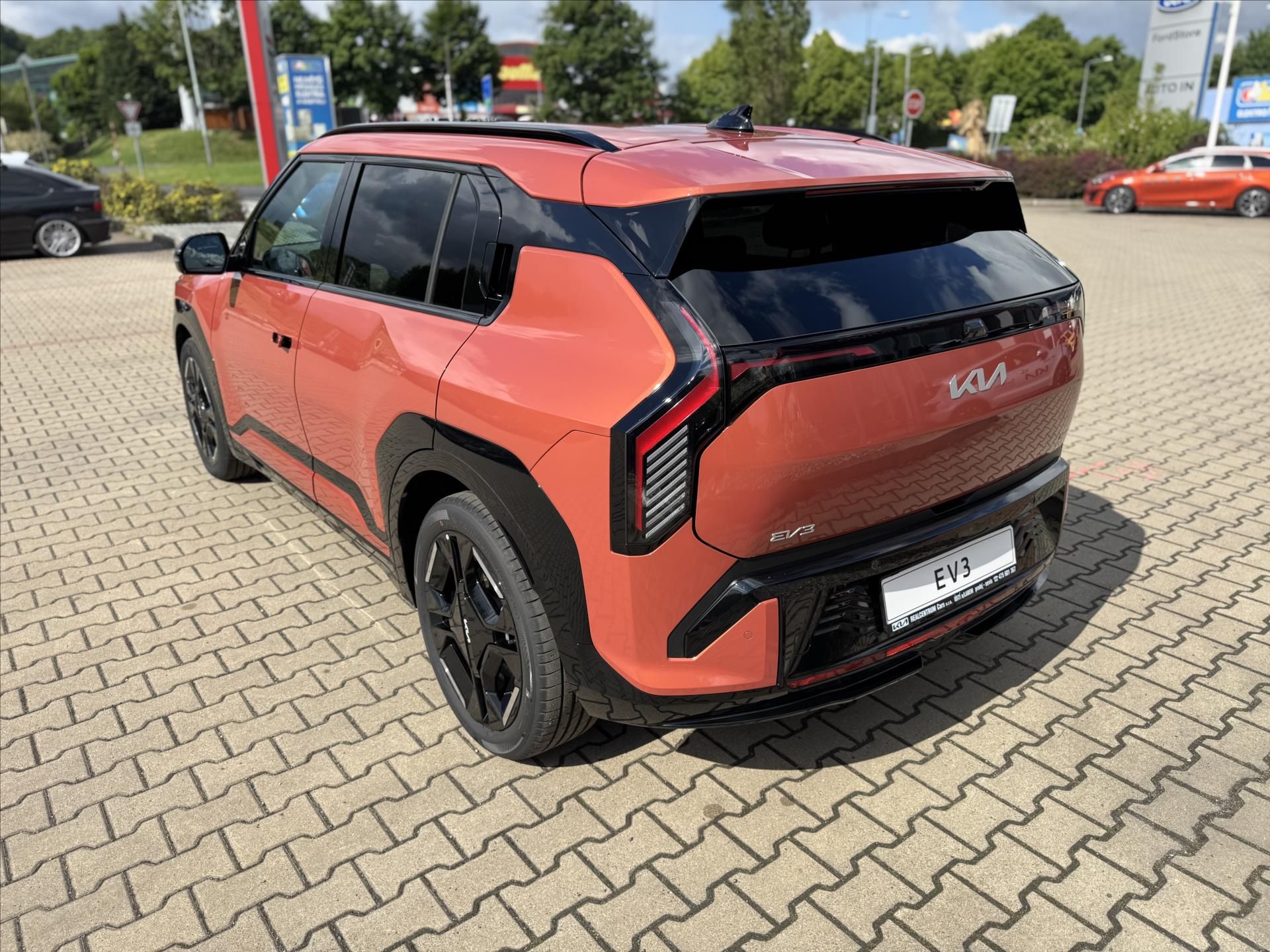 Kia EV3, GT-LINE+ADAS 150kW SKLADEM - fotka 5