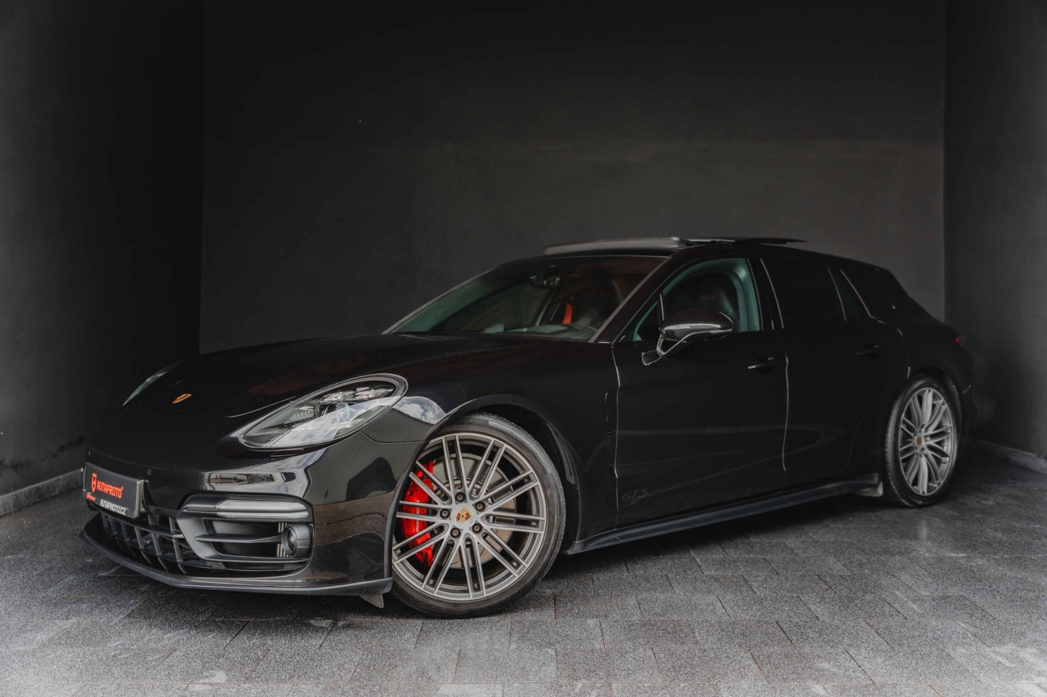 Porsche Panamera, ST-GTS-APP 12.26-Tažné-8xALU