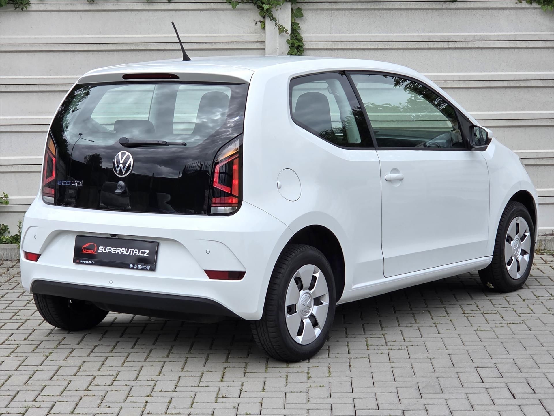 Volkswagen Up!, 1,0 Eco CNG 50kW DPH ČR 1.maj - fotka 6