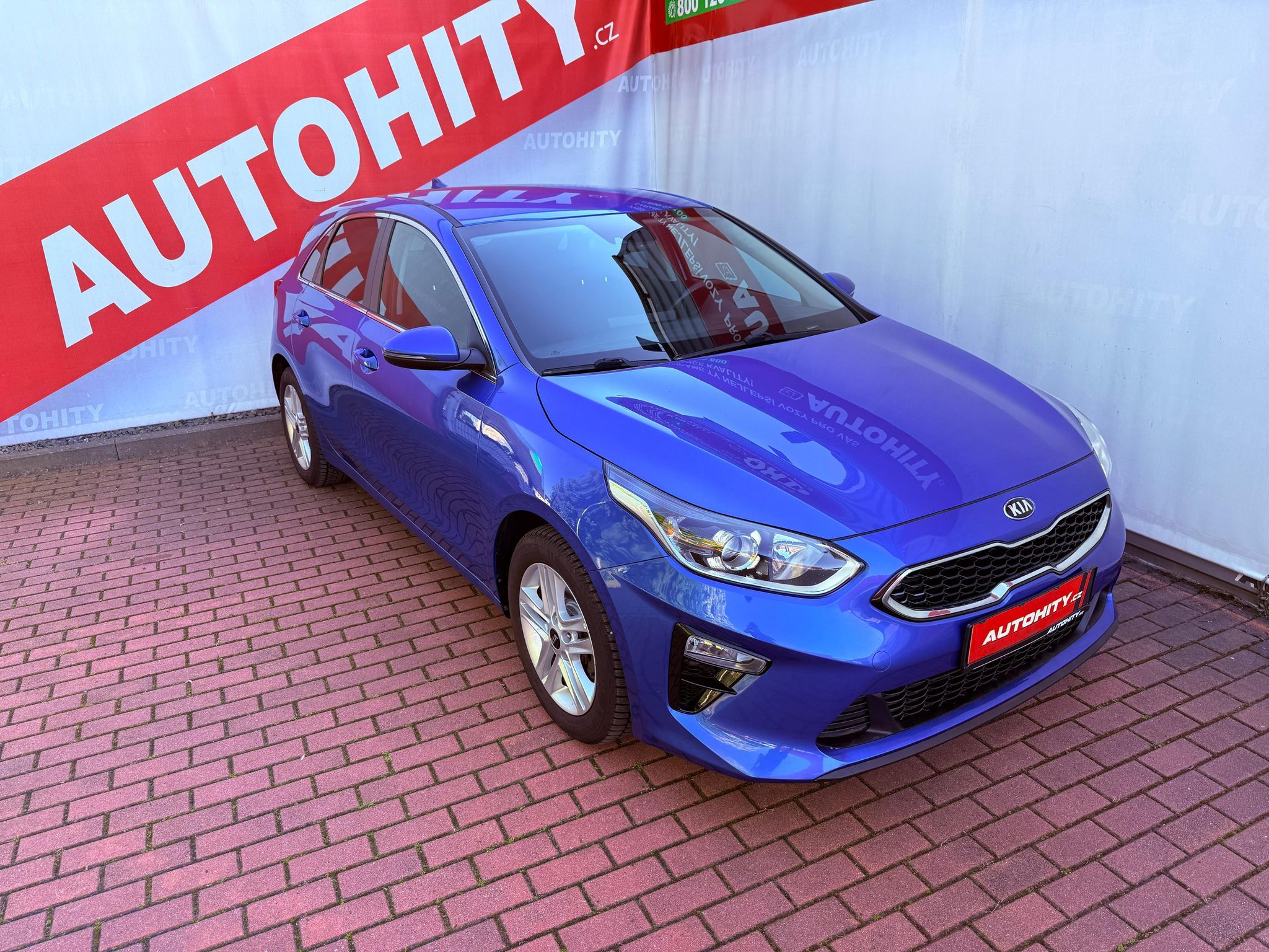 Kia Cee´d, 1.4 T-GDi Exclusive Aut., ČR - fotka 5