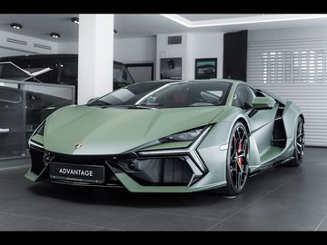 Lamborghini Revuelto